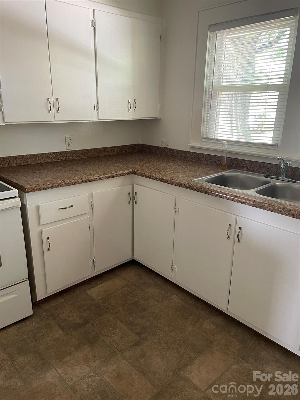 2040 Kannapolis Highway Property Photo 11