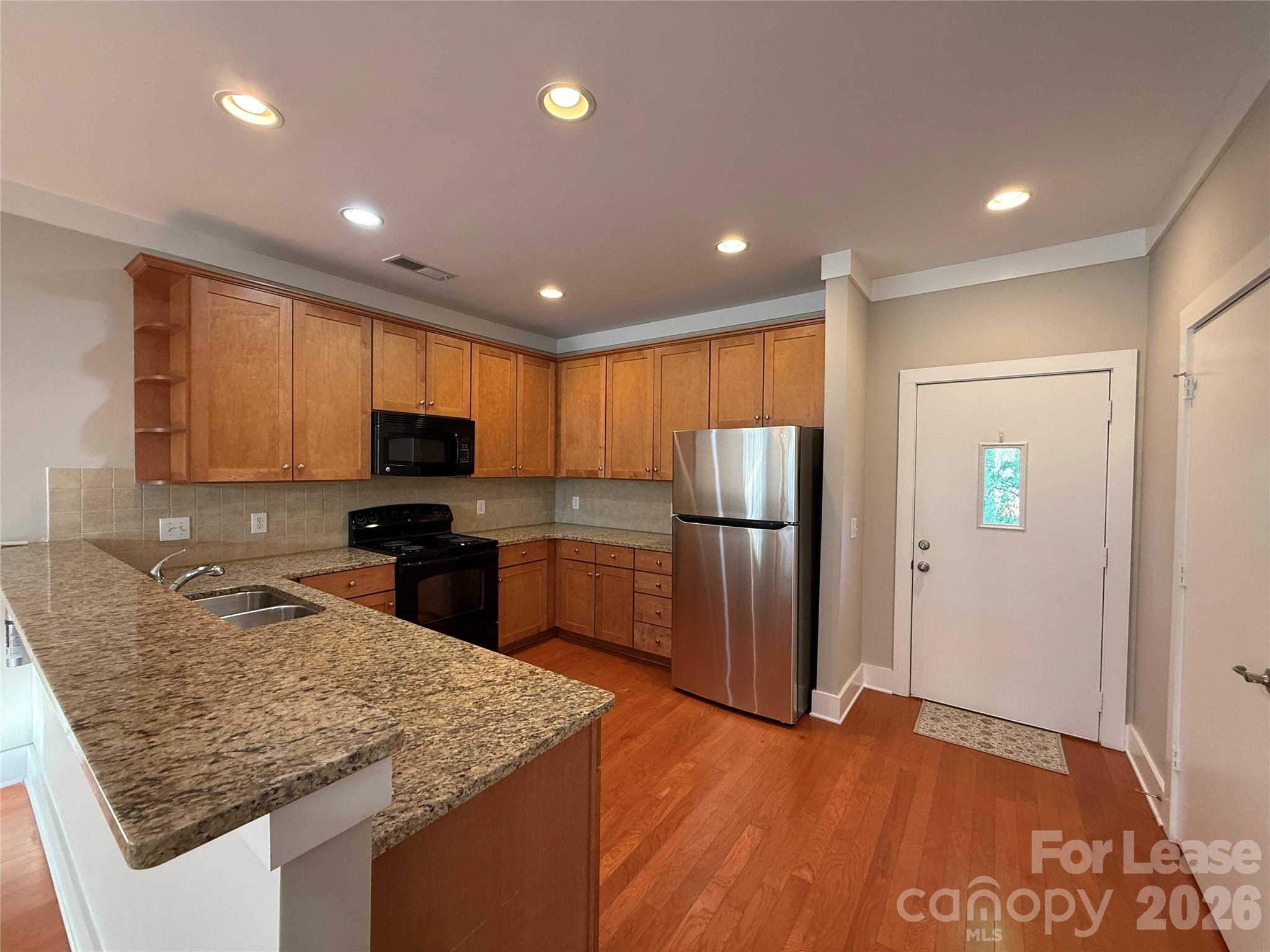 714 Cotton Gin Alley Property Photo 3