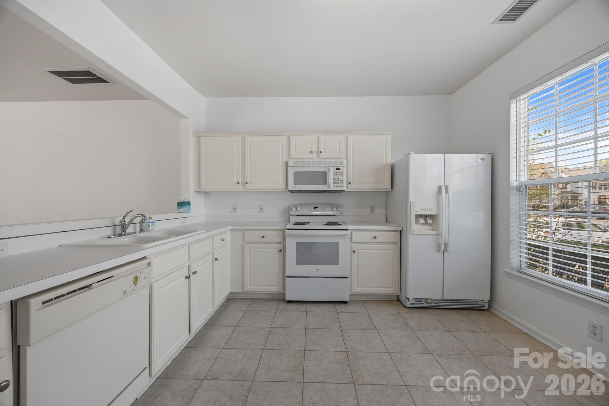 3228 Mannington Drive Property Photo 8