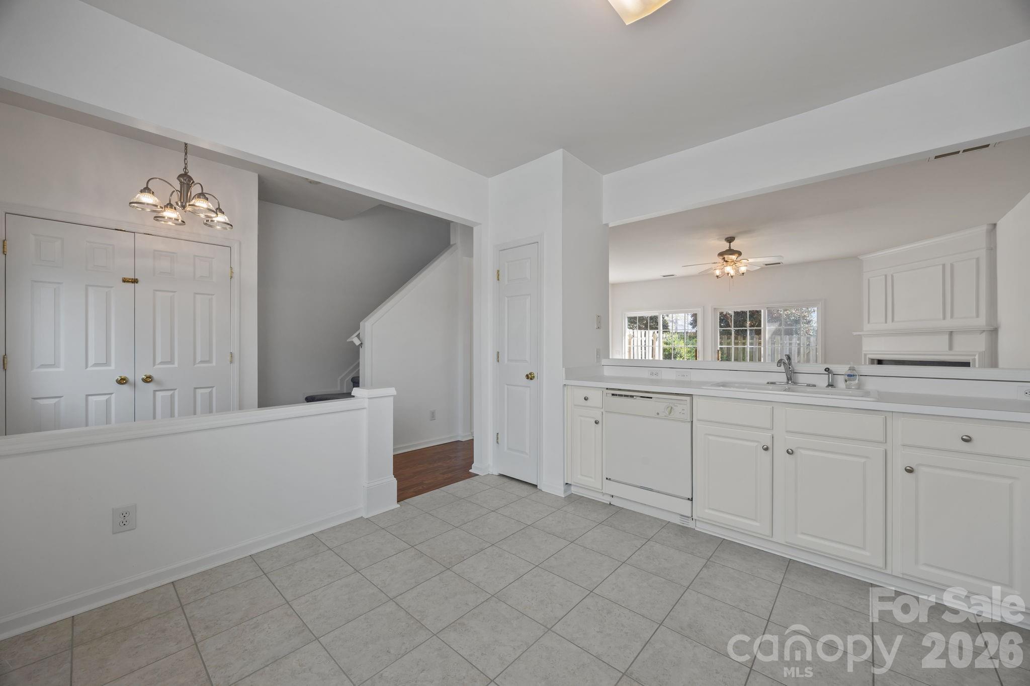 3228 Mannington Drive Property Photo 10