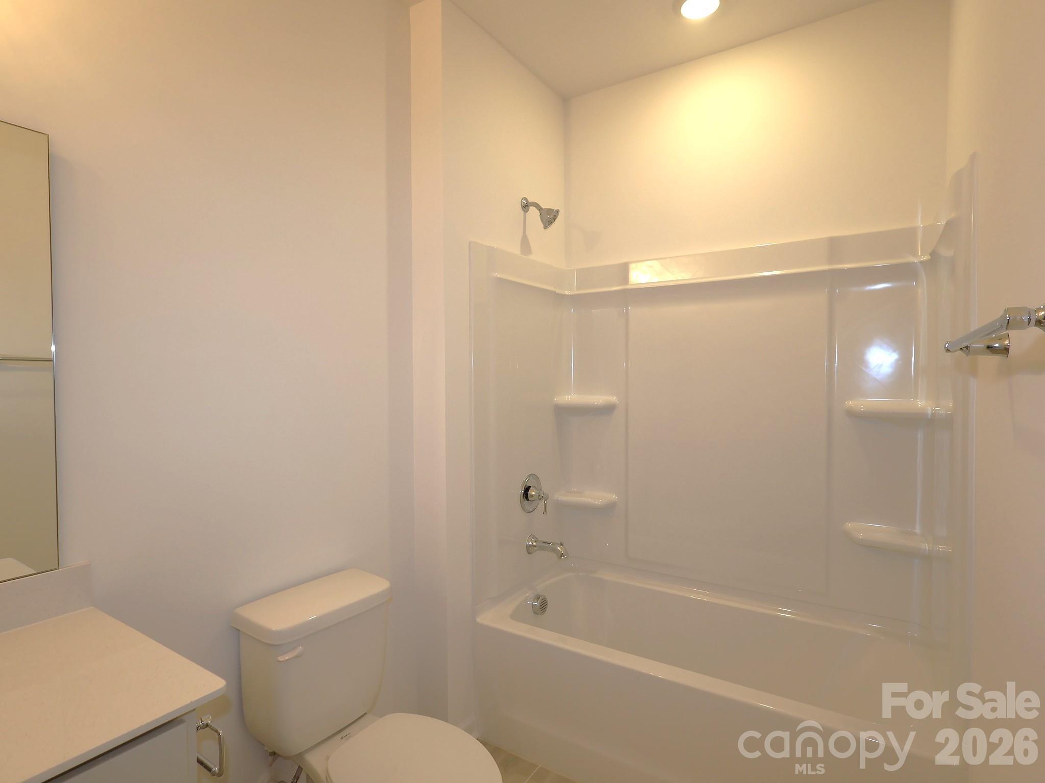 634 Downshire Road Property Photo 11