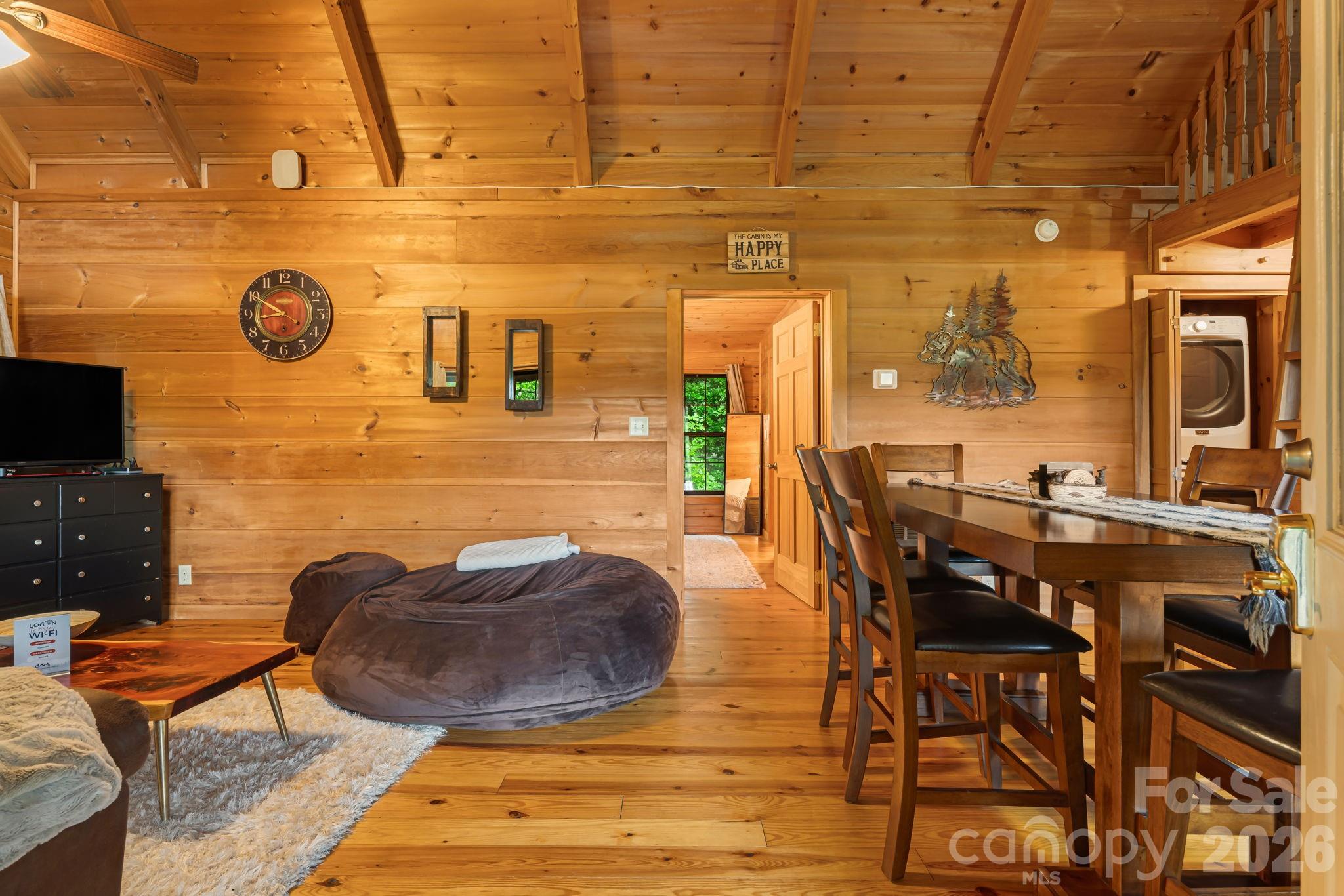 898 Morgan Hill Road Property Photo 4