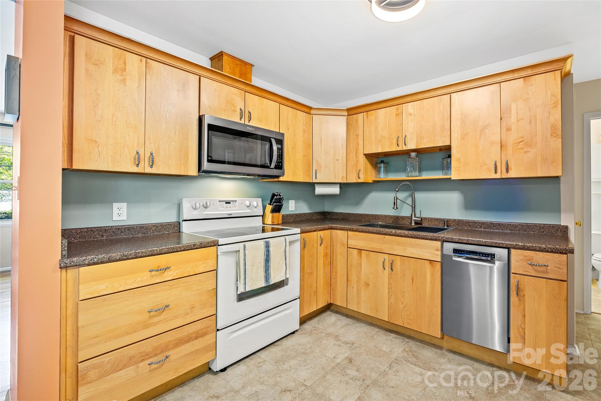 59 Greeley Street Property Photo 14