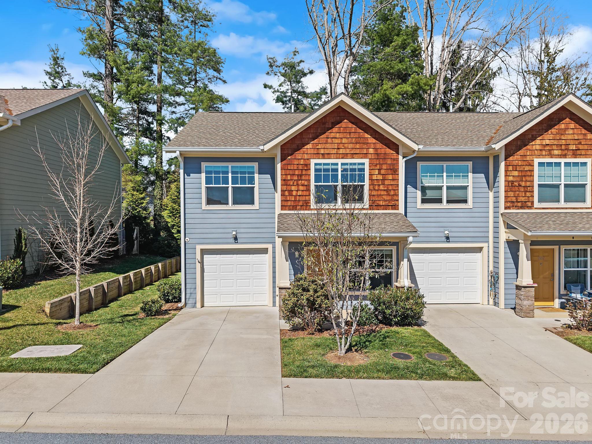 1009 Baldwin Commons Drive Property Photo 1