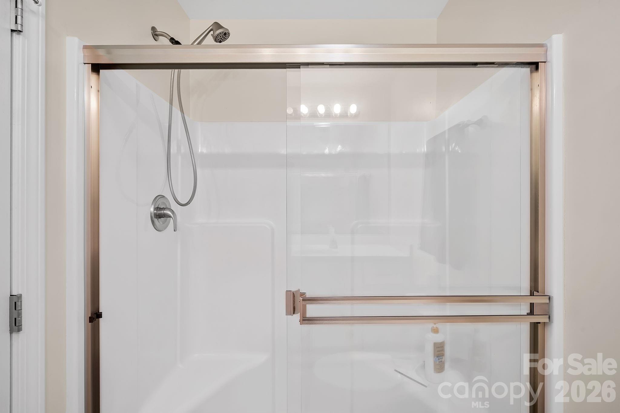 1009 Baldwin Commons Drive Property Photo 16