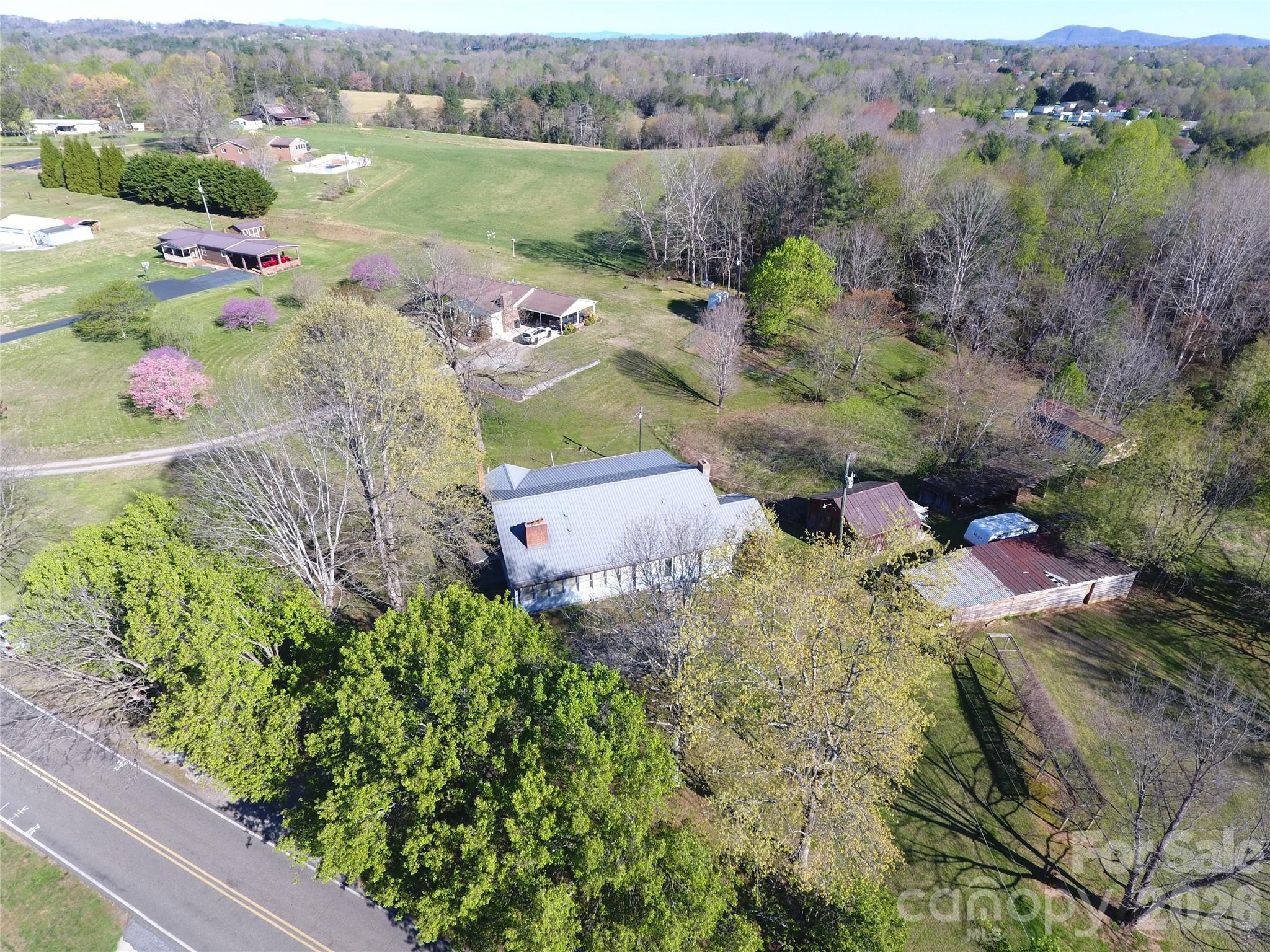 4543 Horseshoe Bend Road Property Photo 1