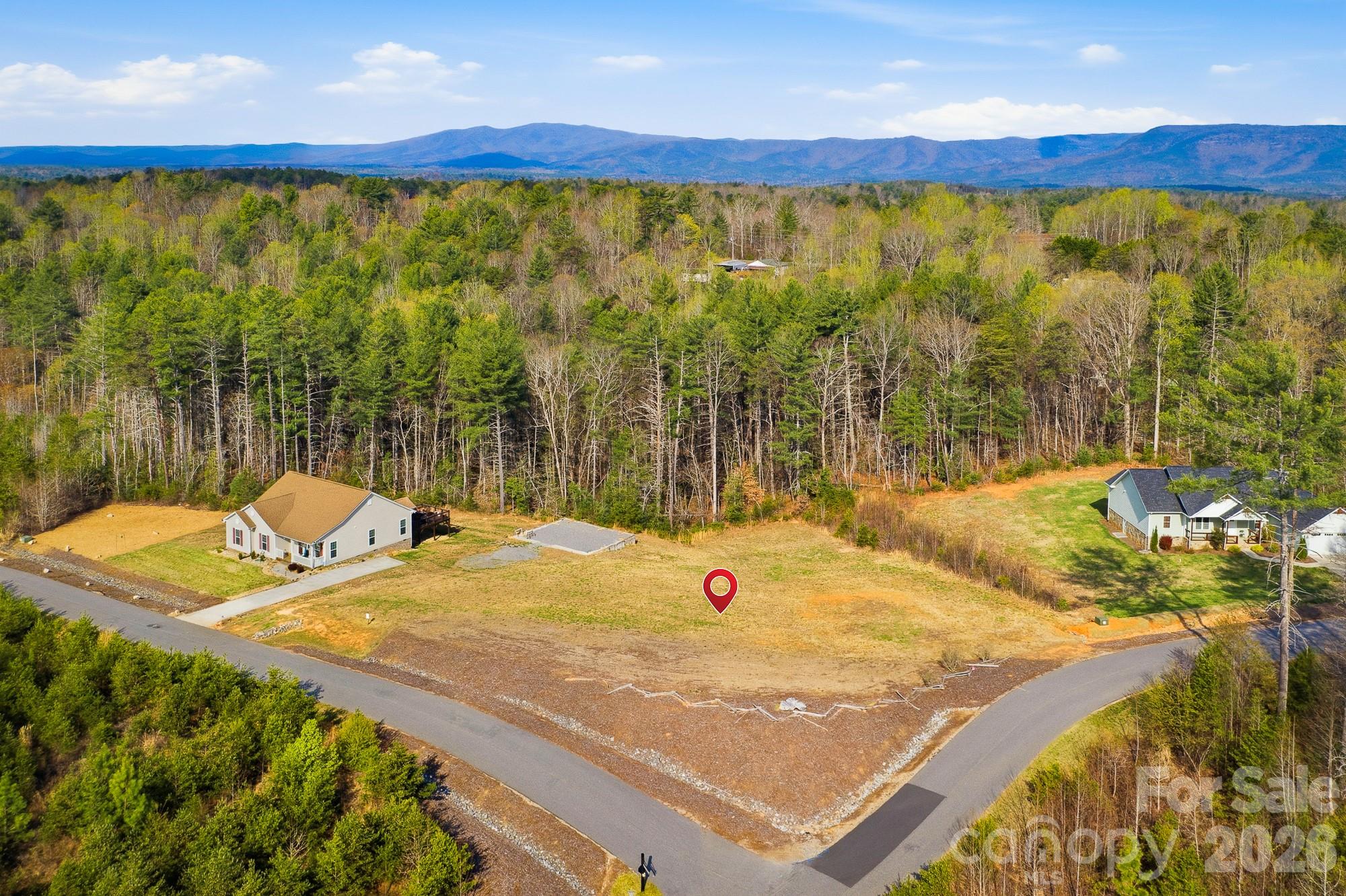 2018 Starlight Lane Property Photo 2