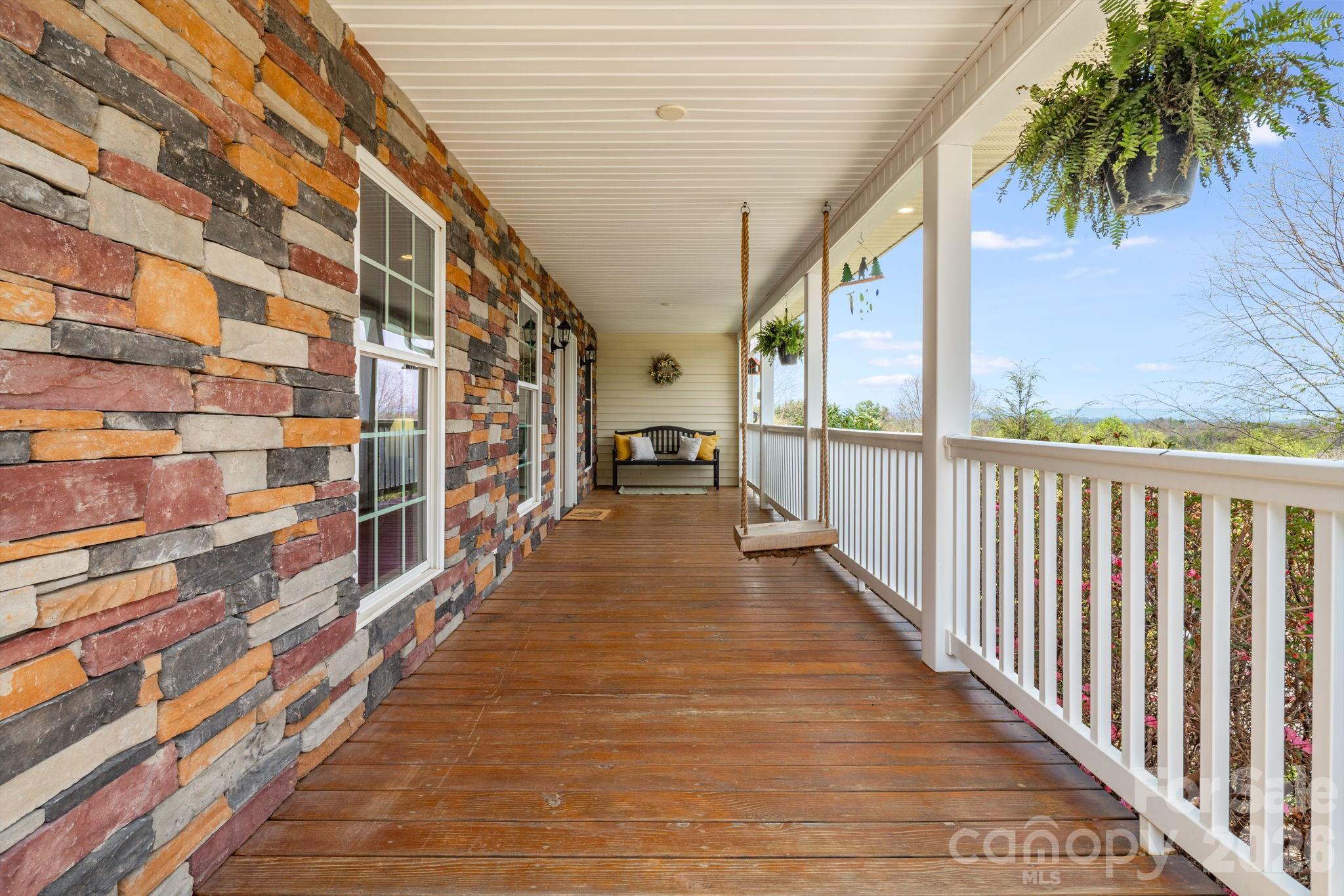 17 Moss Pink Place Property Photo 4