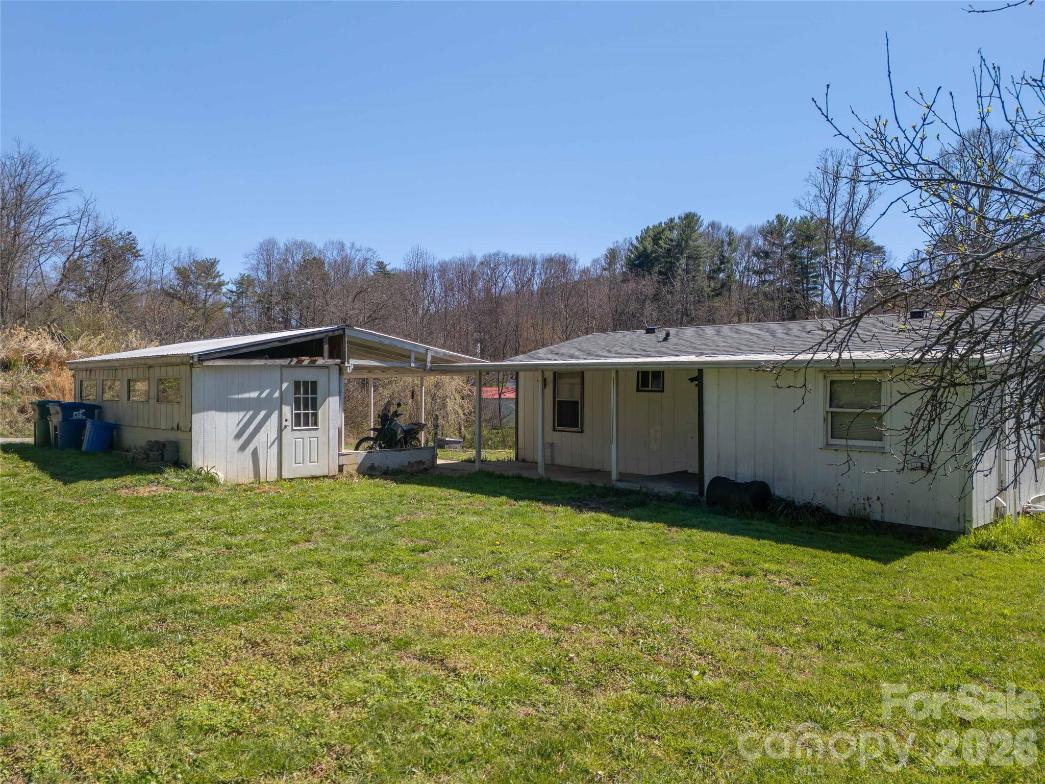 14 Winter Woods Drive Property Photo 8