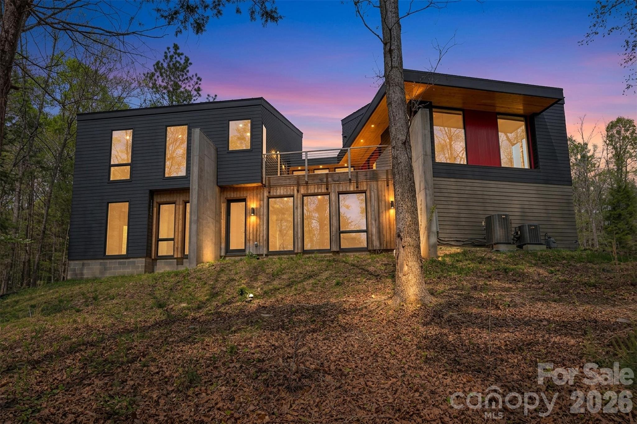 386 Squirrel Lane Property Photo 6