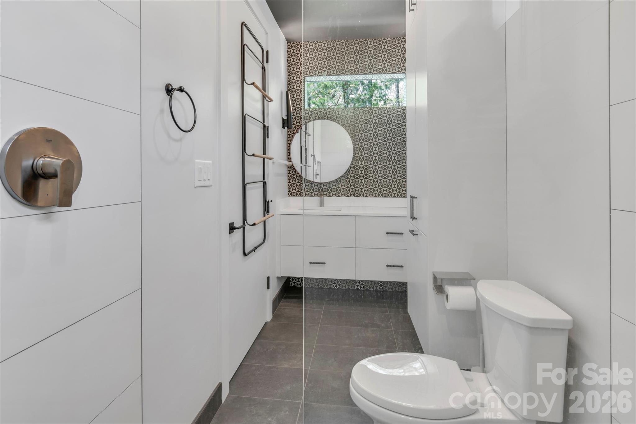 386 Squirrel Lane Property Photo 29