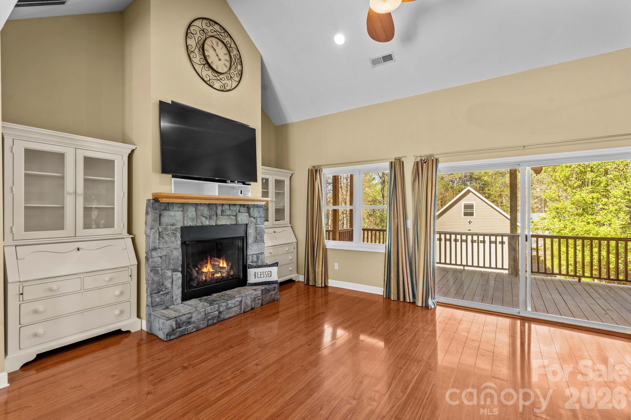 260 River Country Road Property Photo 5