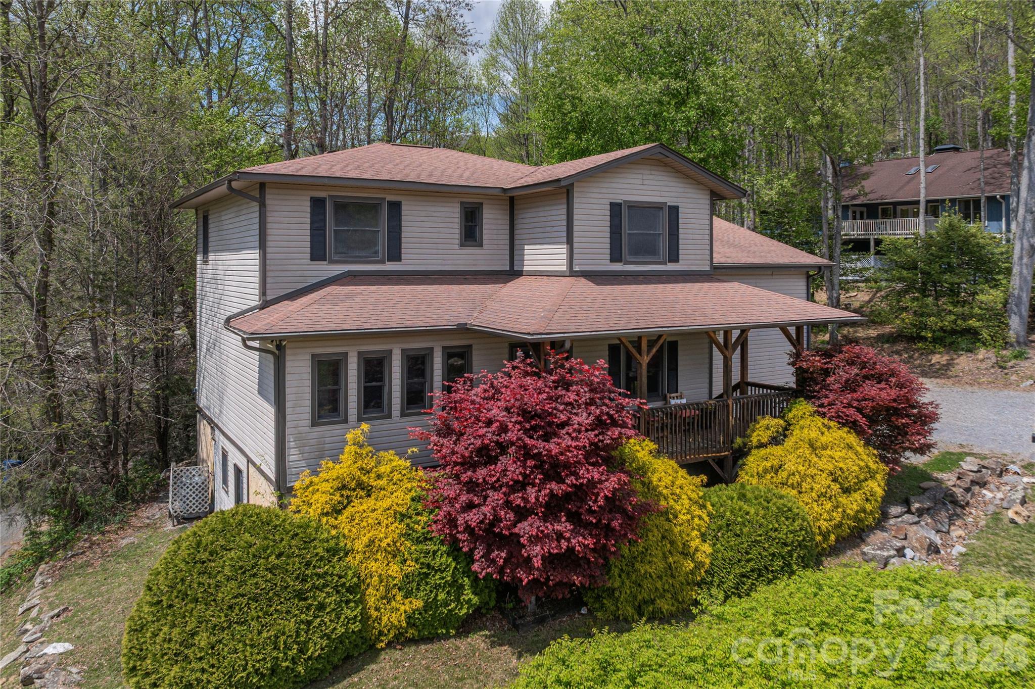 129 Valley Creek Drive Property Photo 3