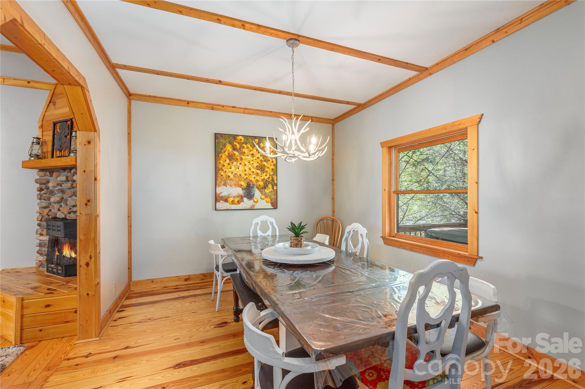 129 Valley Creek Drive Property Photo 12