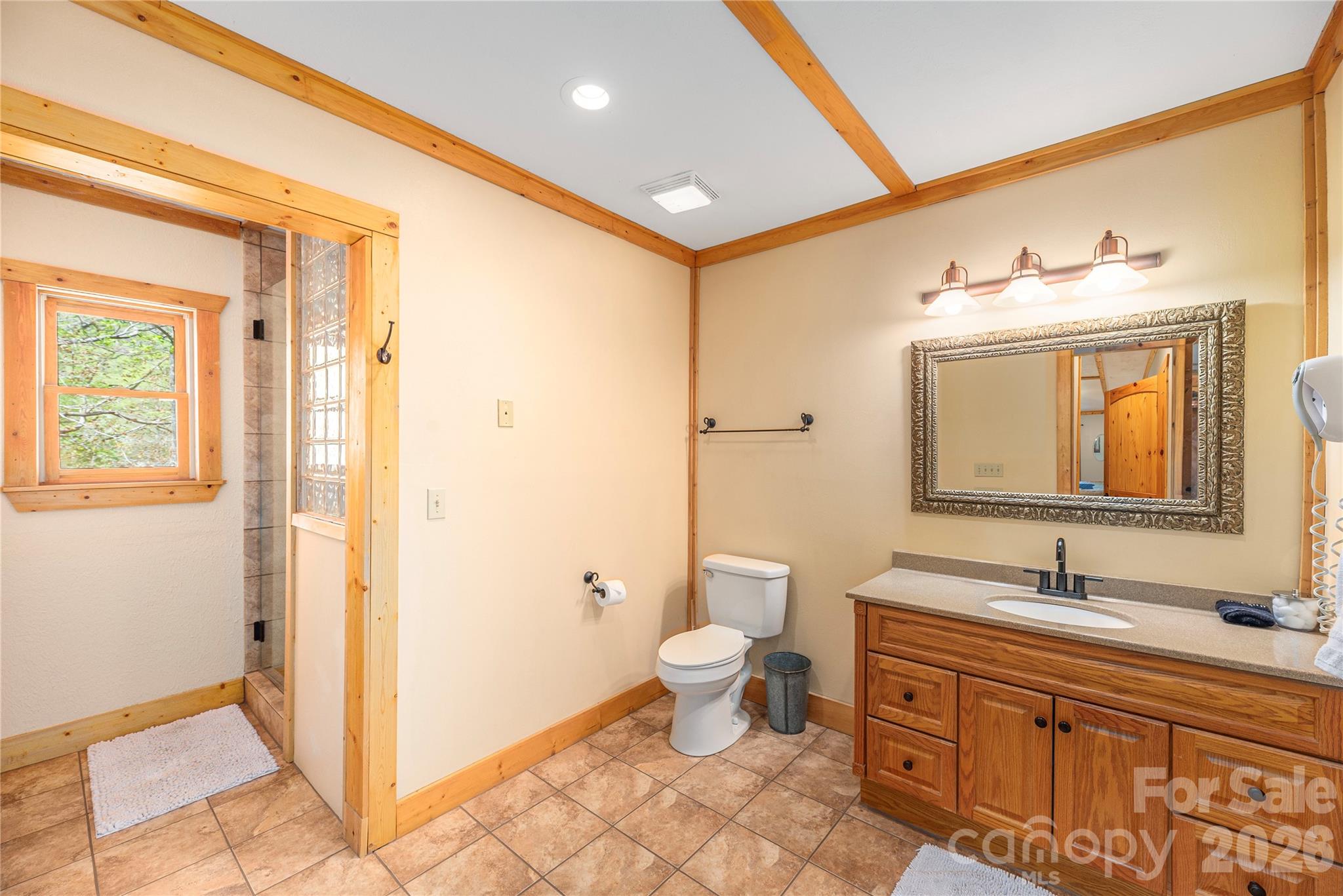 129 Valley Creek Drive Property Photo 18