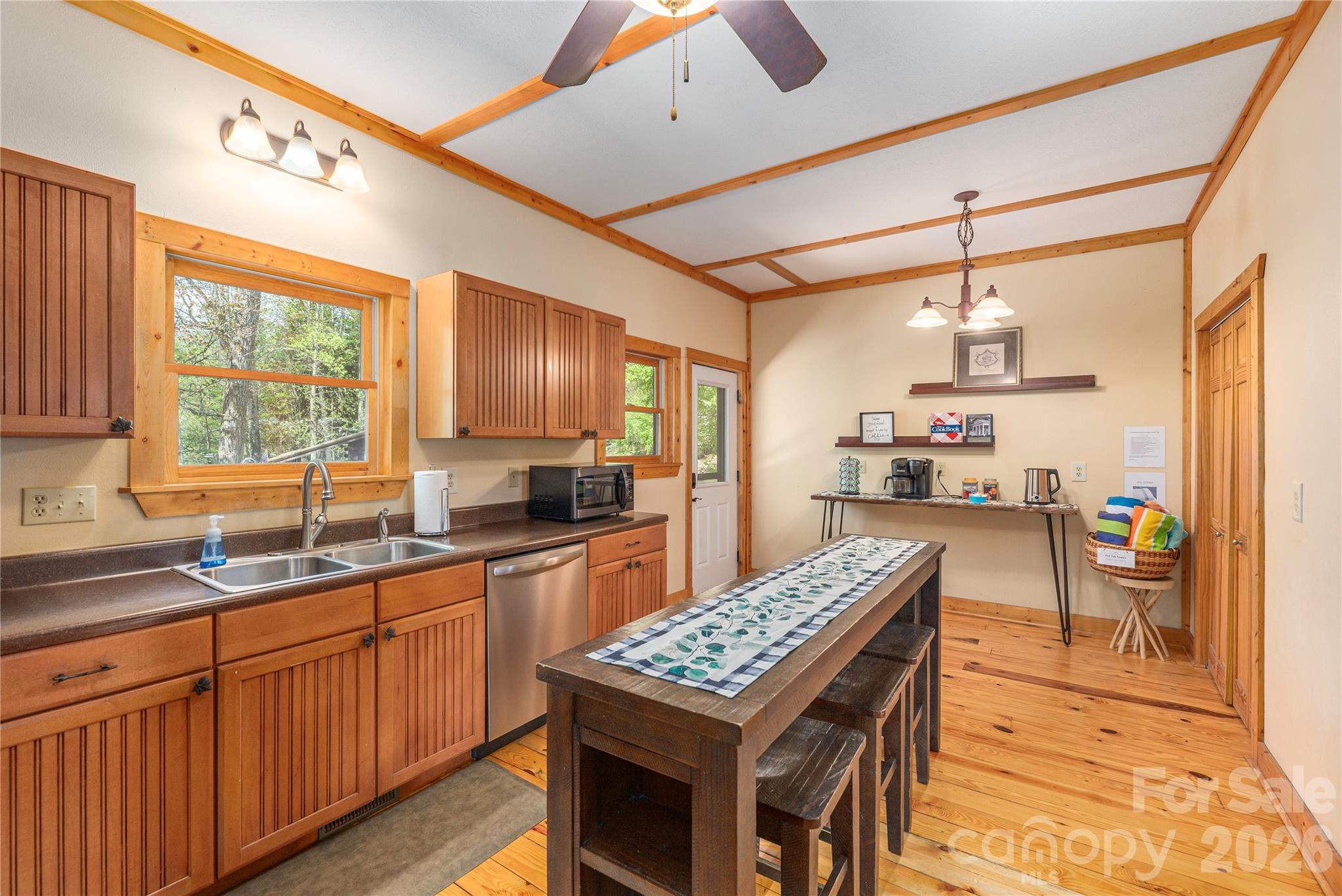 129 Valley Creek Drive Property Photo 37