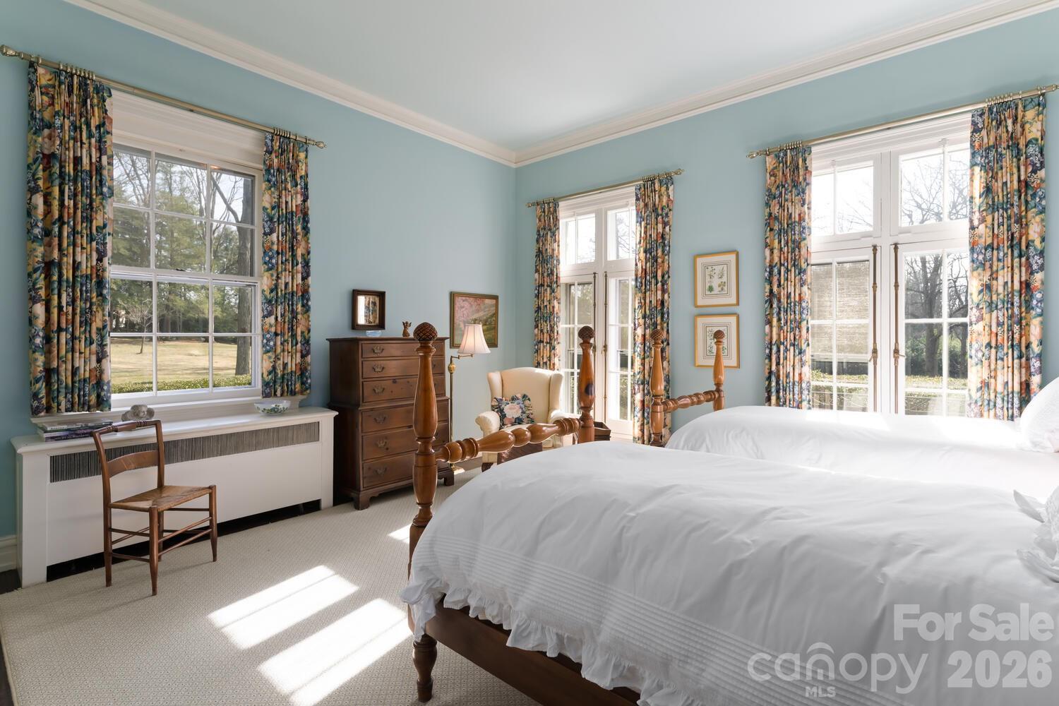 407 Vanderbilt Road Property Photo 27