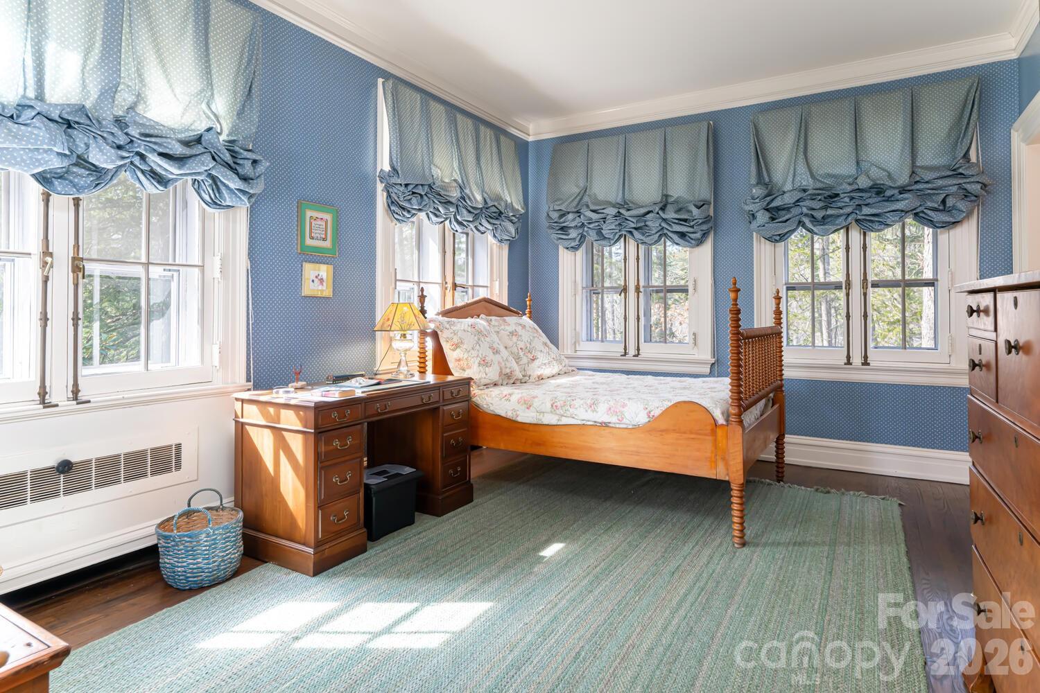 407 Vanderbilt Road Property Photo 36