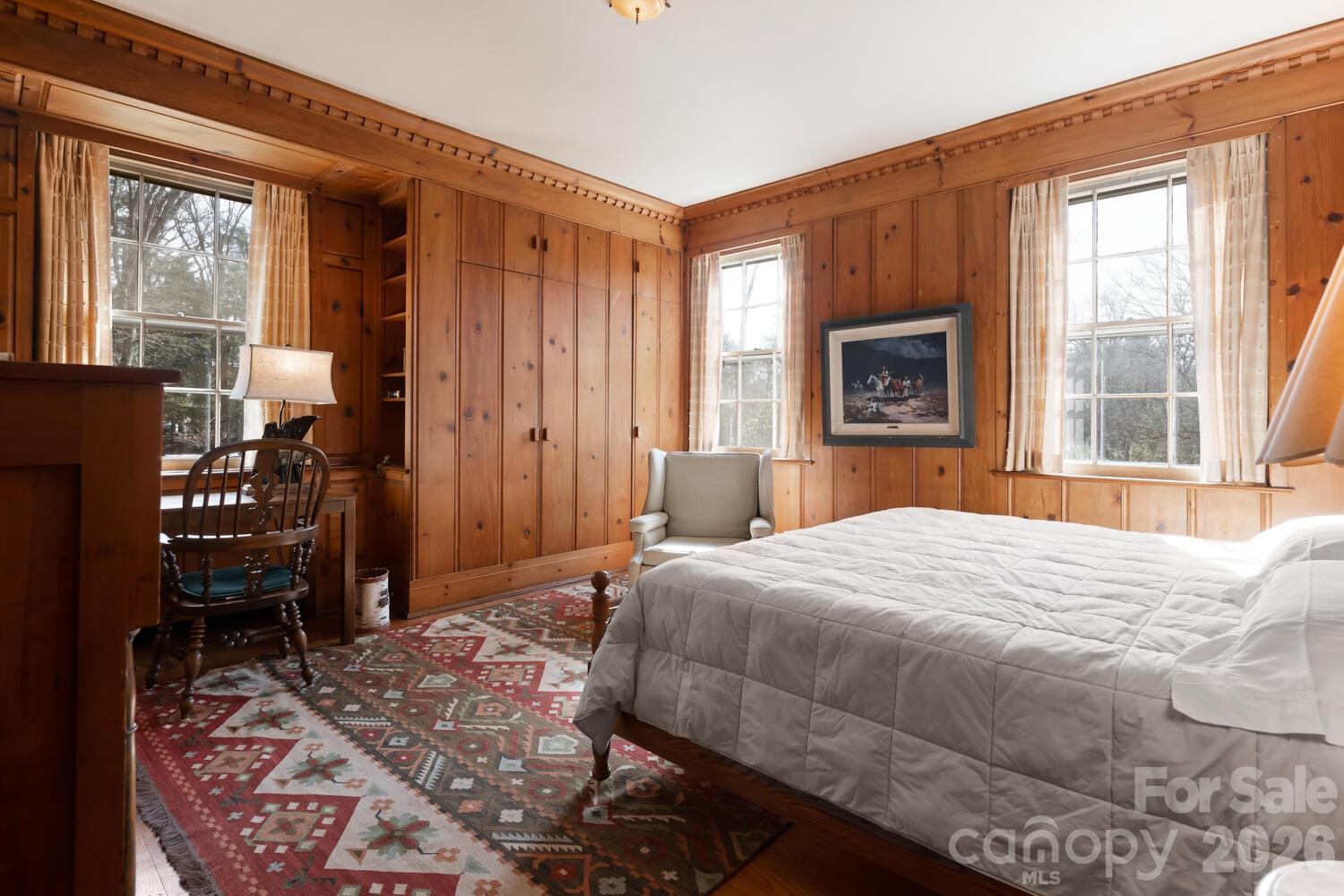 407 Vanderbilt Road Property Photo 41