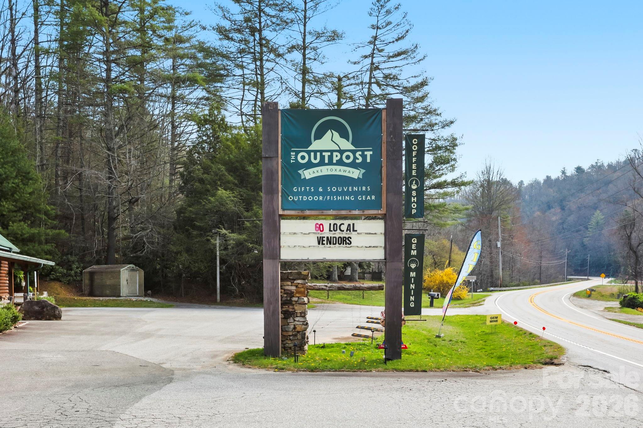 10932 Rosman Highway Property Photo 28