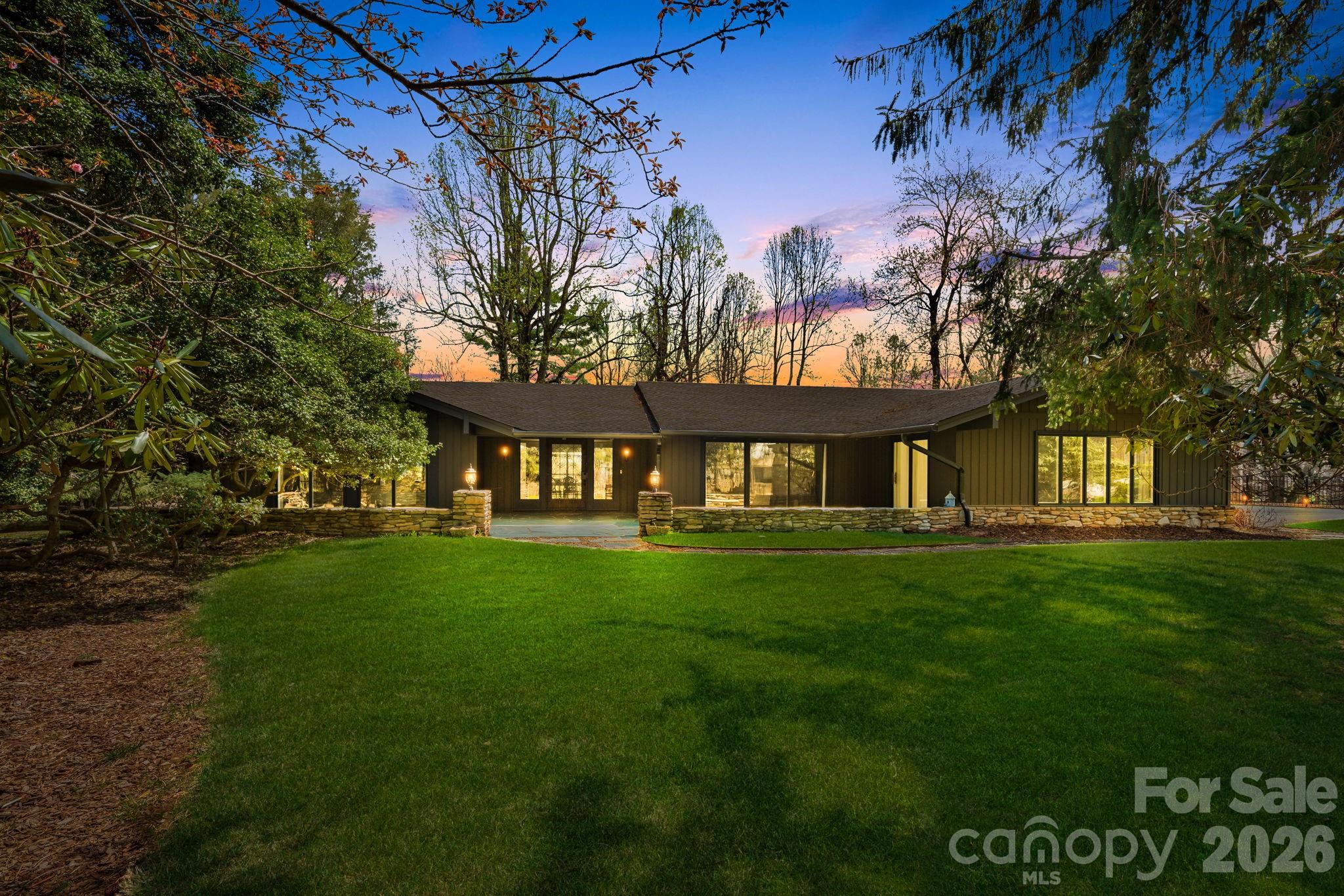 254 Orchard Circle Property Photo 2