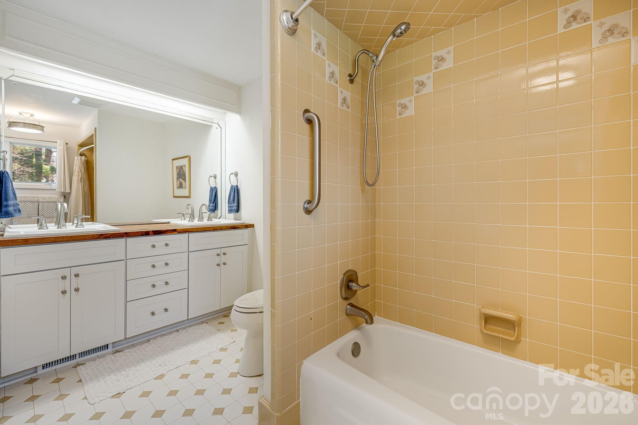 254 Orchard Circle Property Photo 32