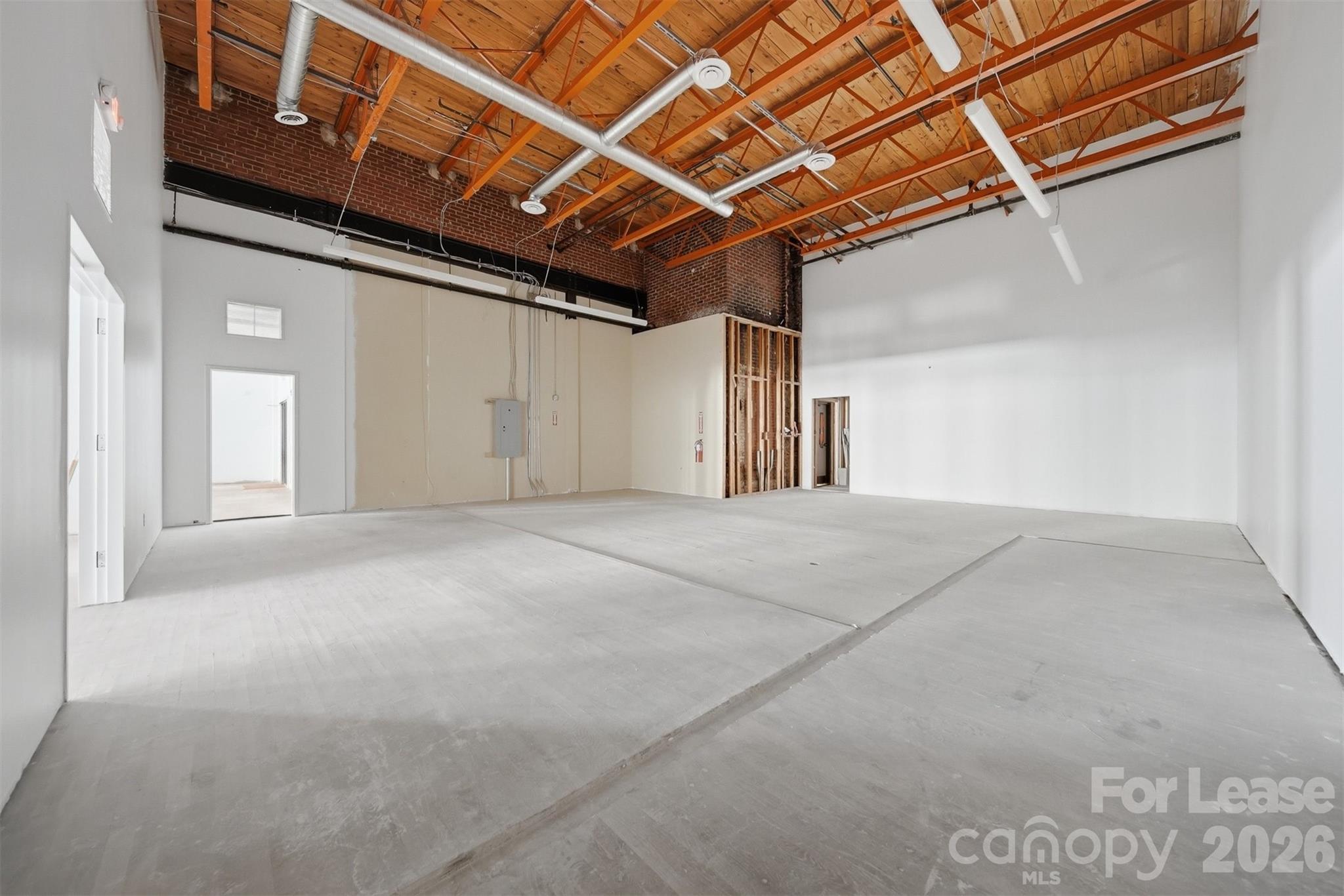 1001 W Avenue Property Photo 6