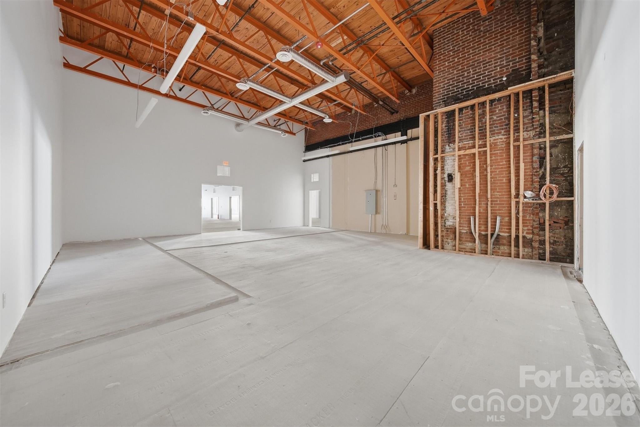 1001 W Avenue Property Photo 8