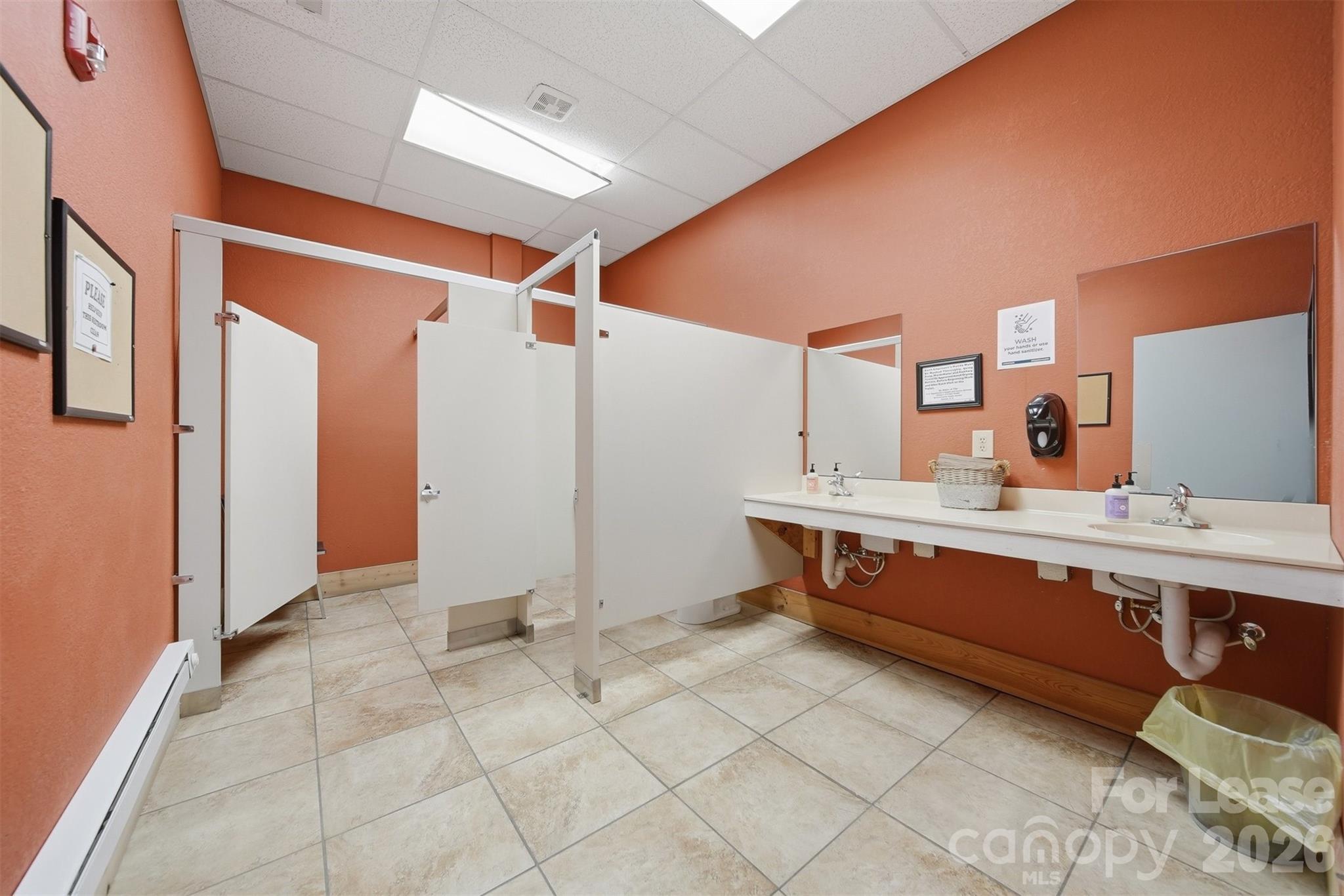 1001 W Avenue Property Photo 35