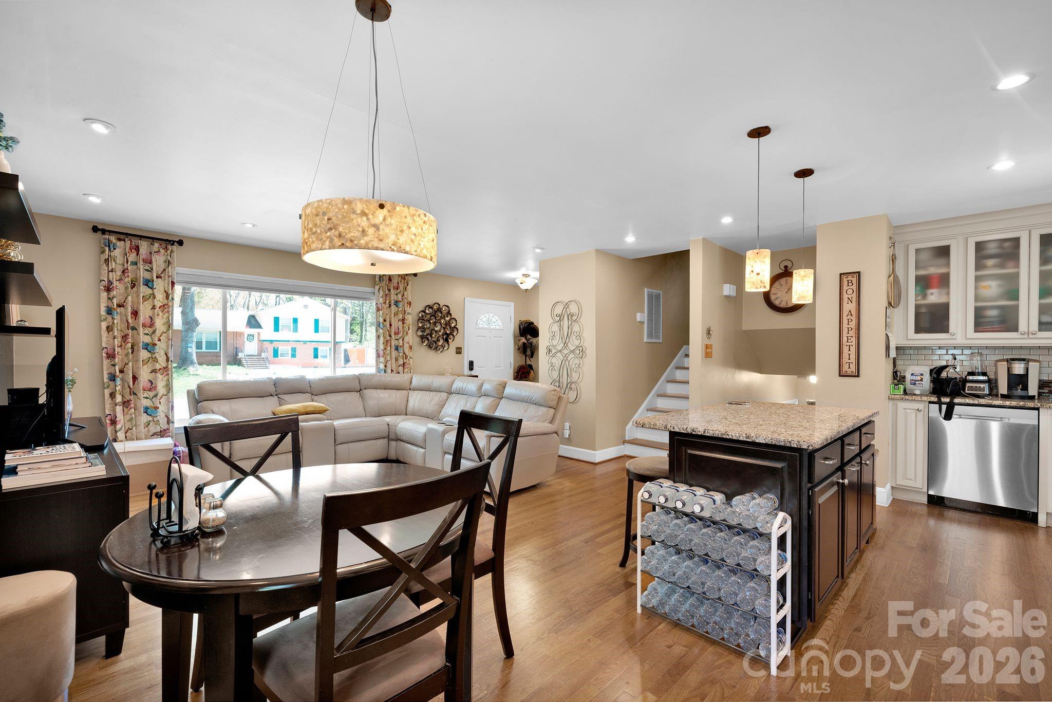 6616 Highbrook Drive Property Photo 12