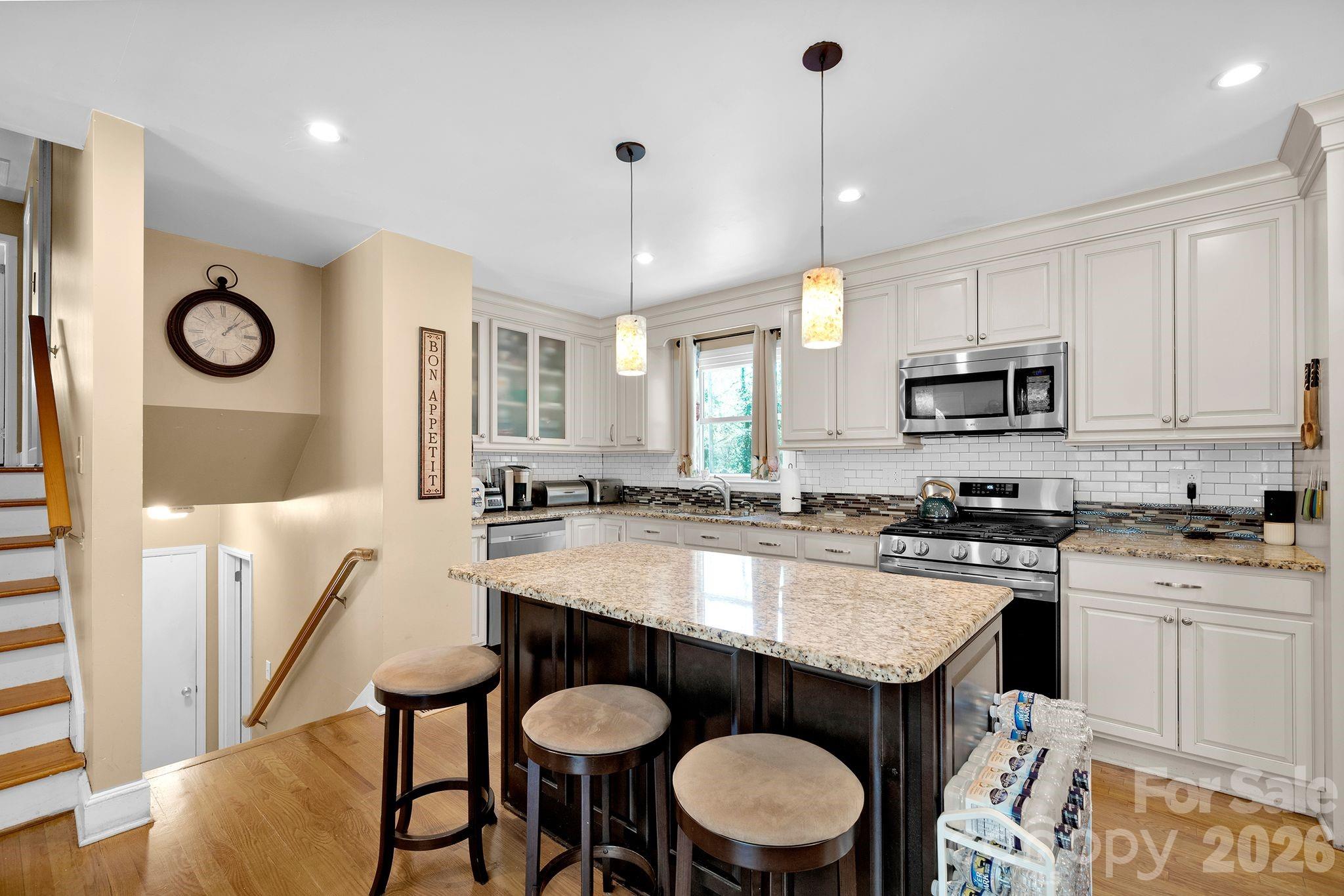 6616 Highbrook Drive Property Photo 14