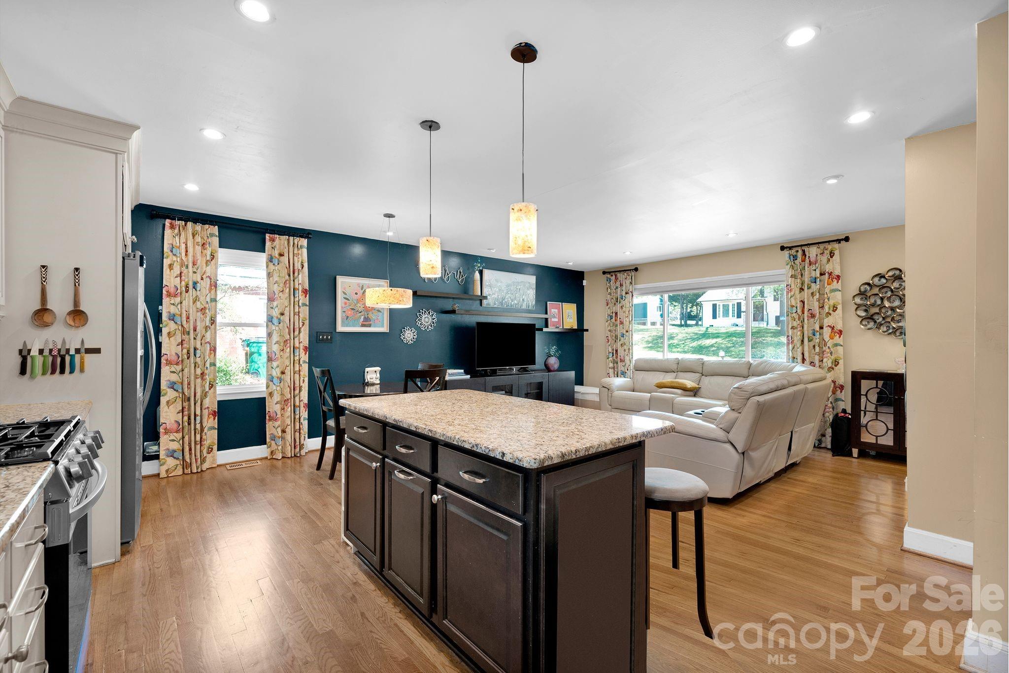 6616 Highbrook Drive Property Photo 16