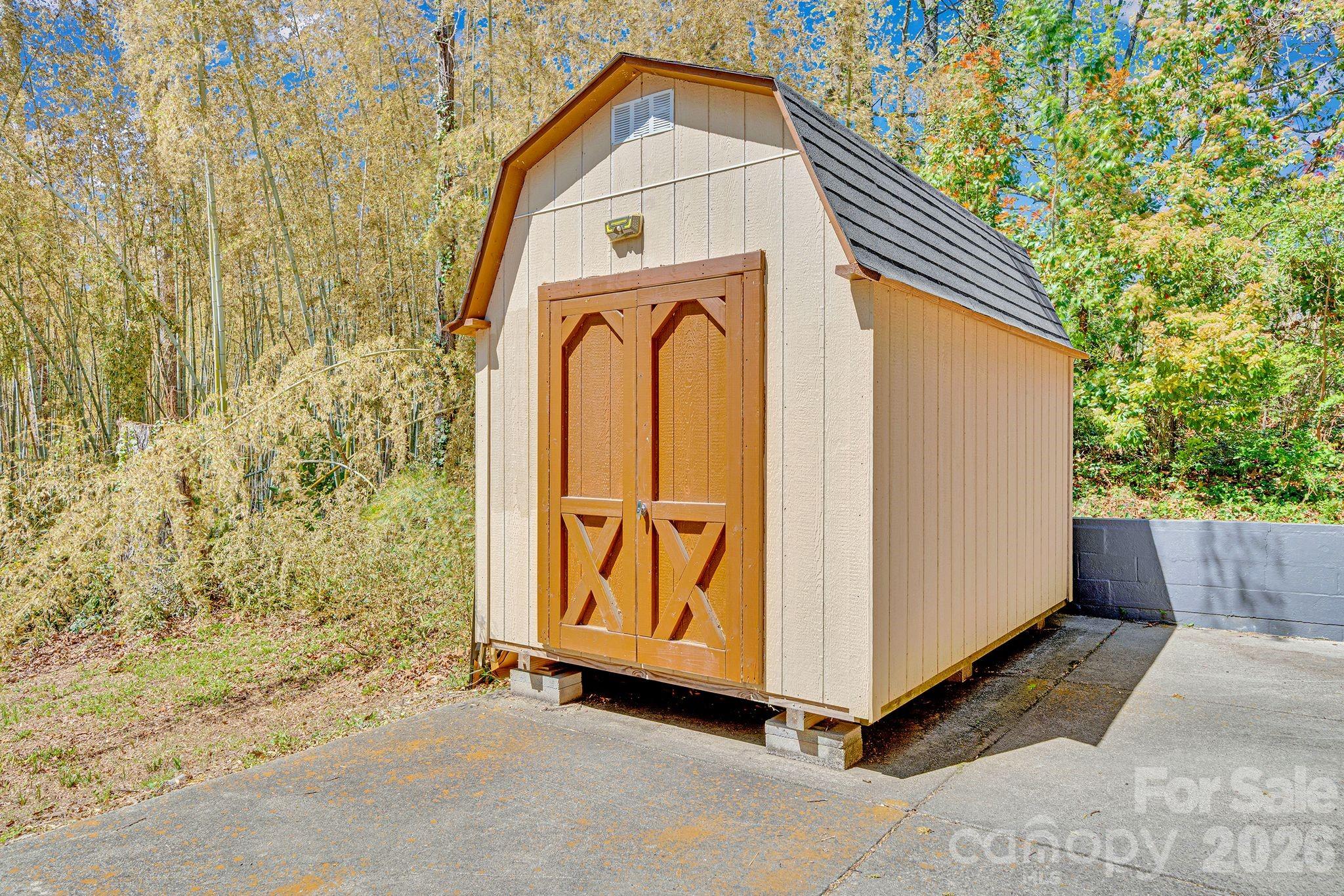 6616 Highbrook Drive Property Photo 34