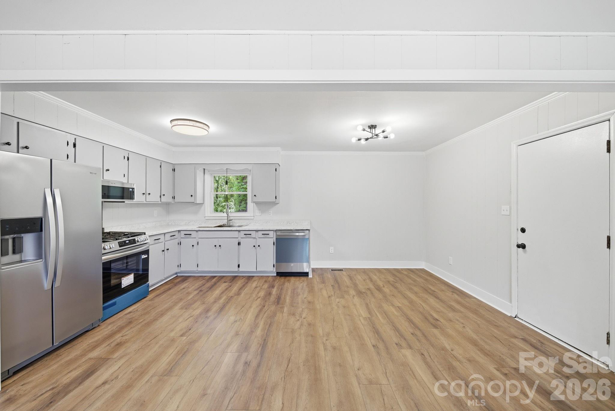 661 Kilborne Drive Property Photo 16