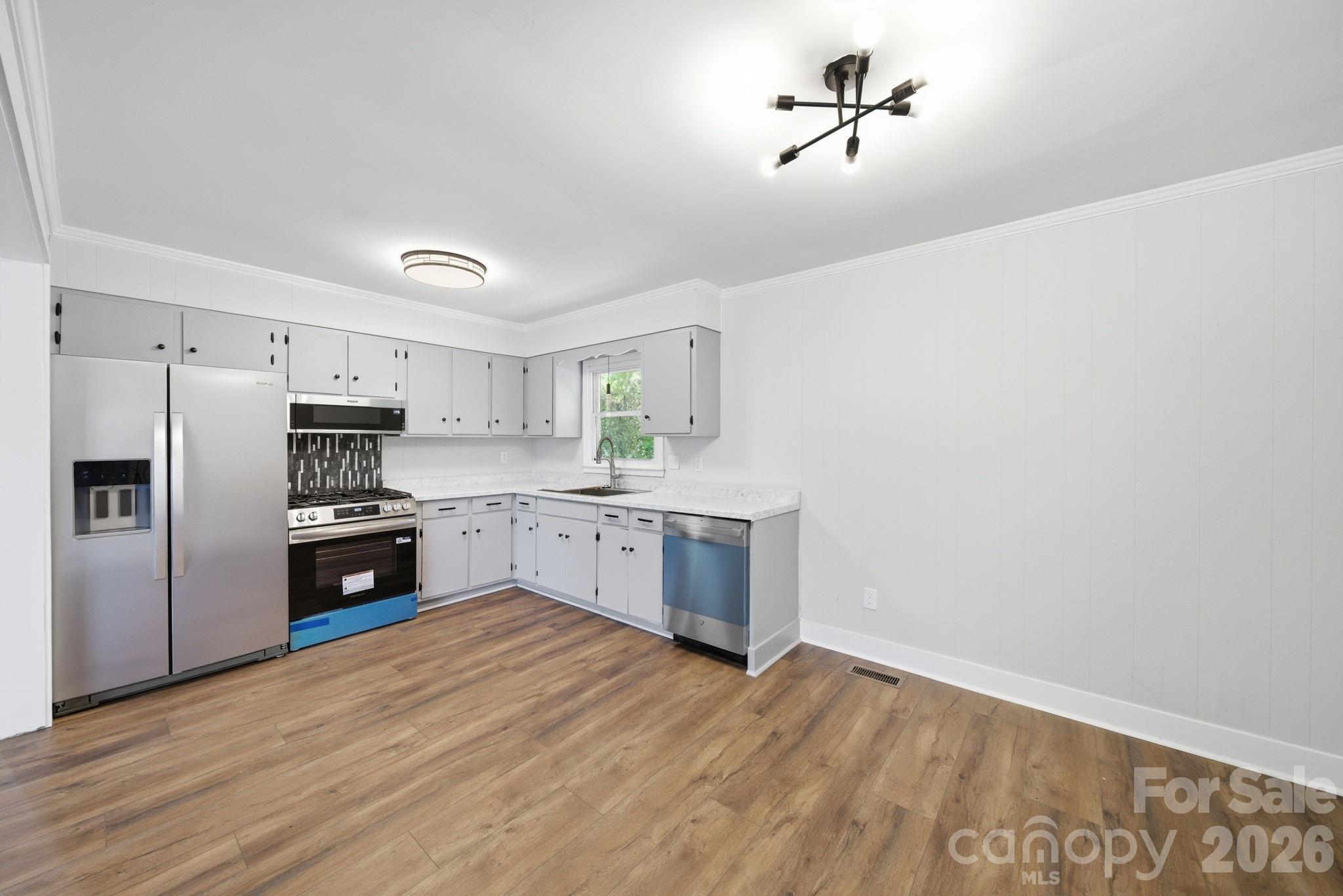 661 Kilborne Drive Property Photo 17