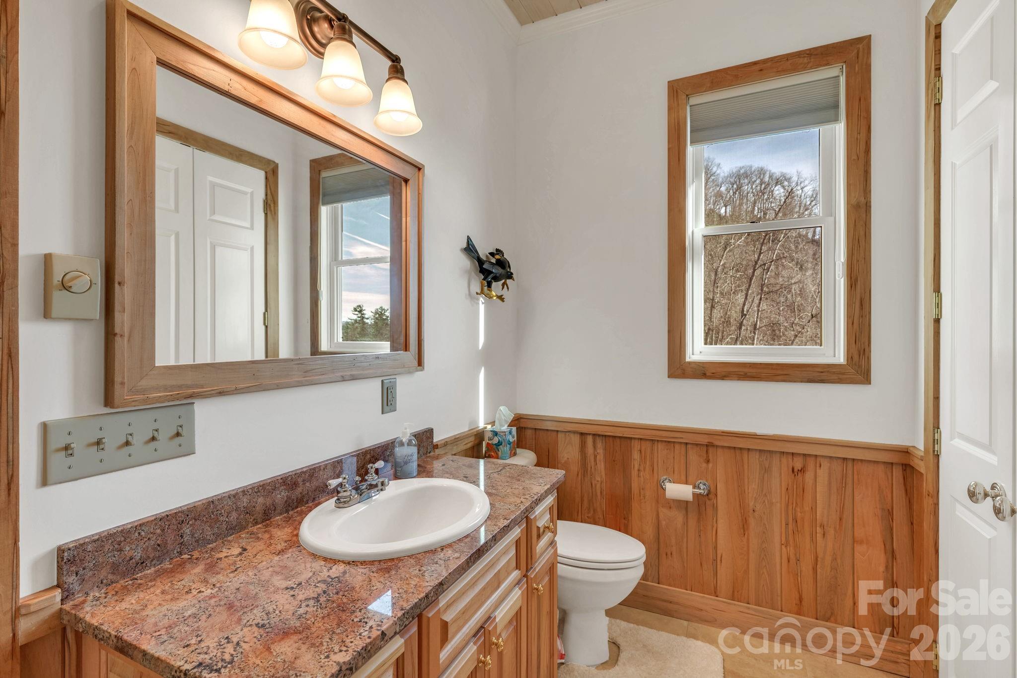 933 Thunder Ridge Lane 4 & 2 Property Photo 37