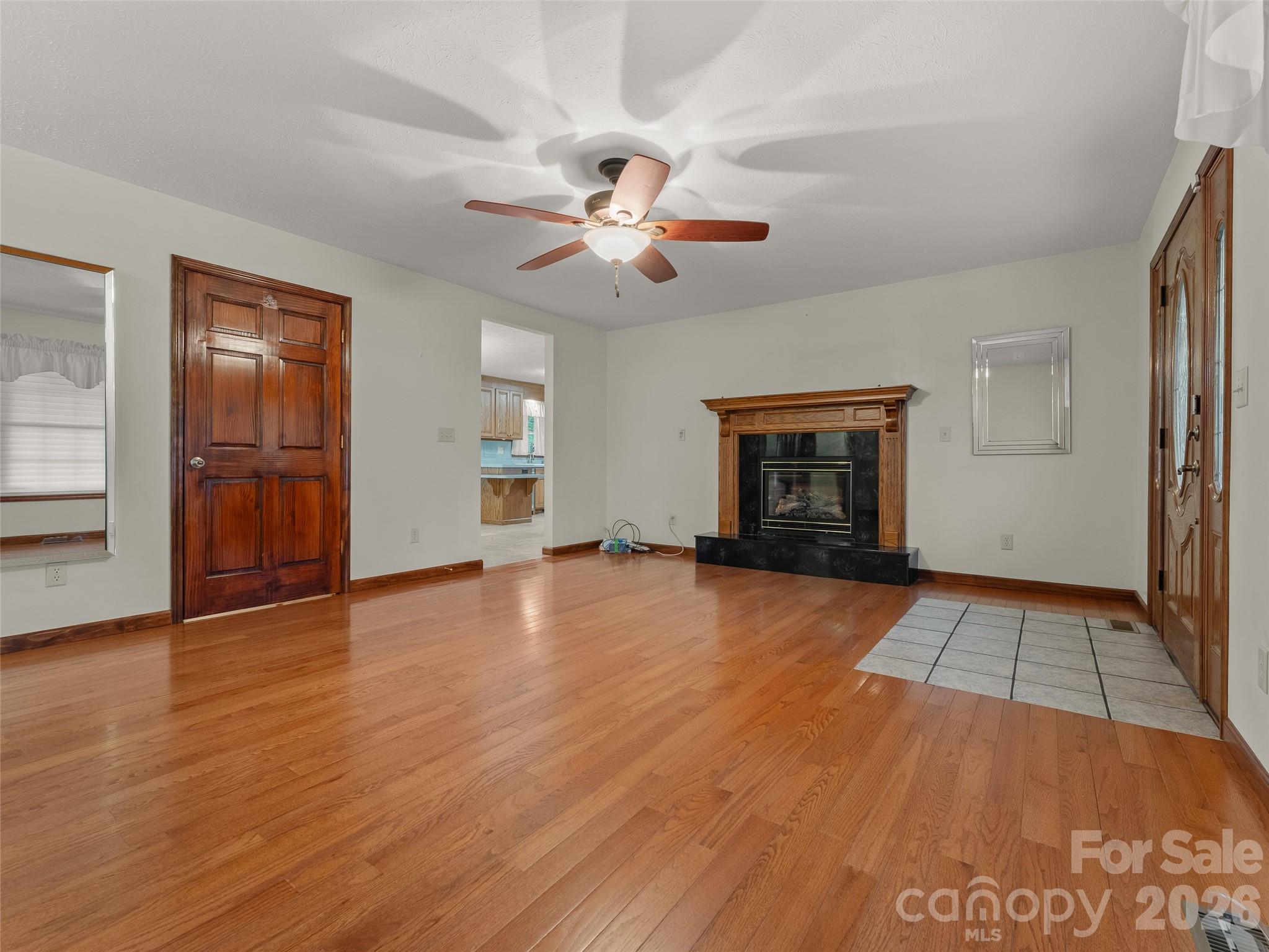 476 Jackson Loop Road Property Photo 6