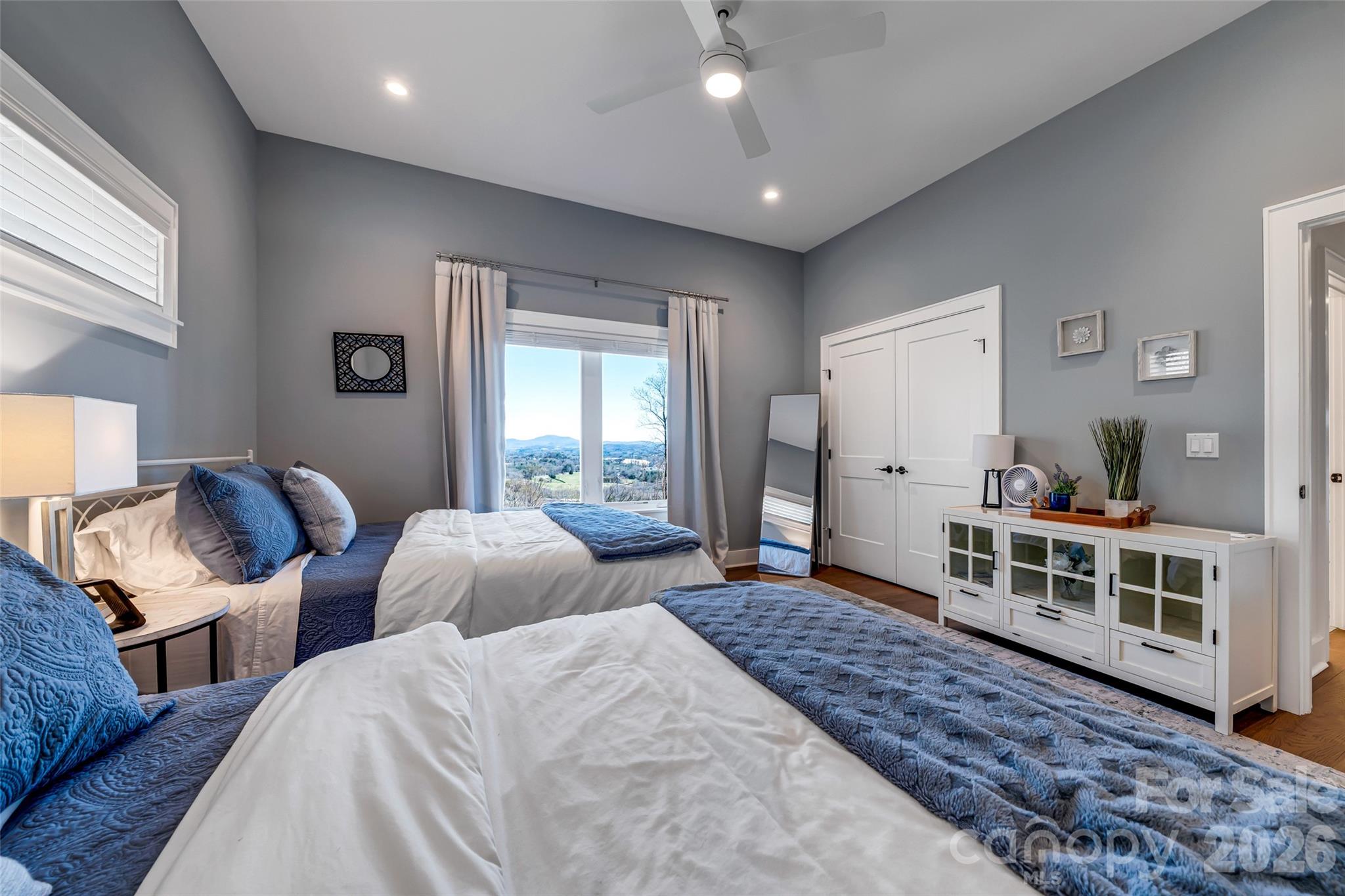 98 Rock Cliff Way Property Photo 39