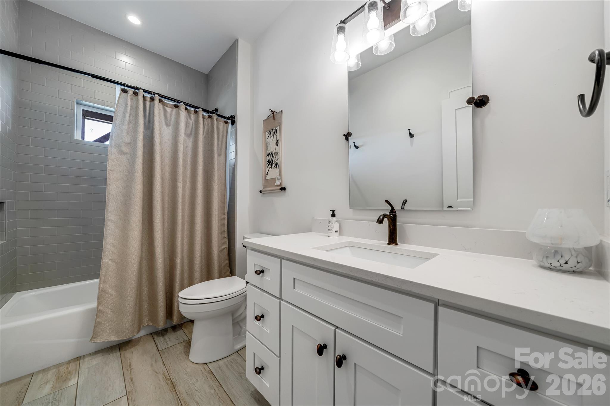 98 Rock Cliff Way Property Photo 40