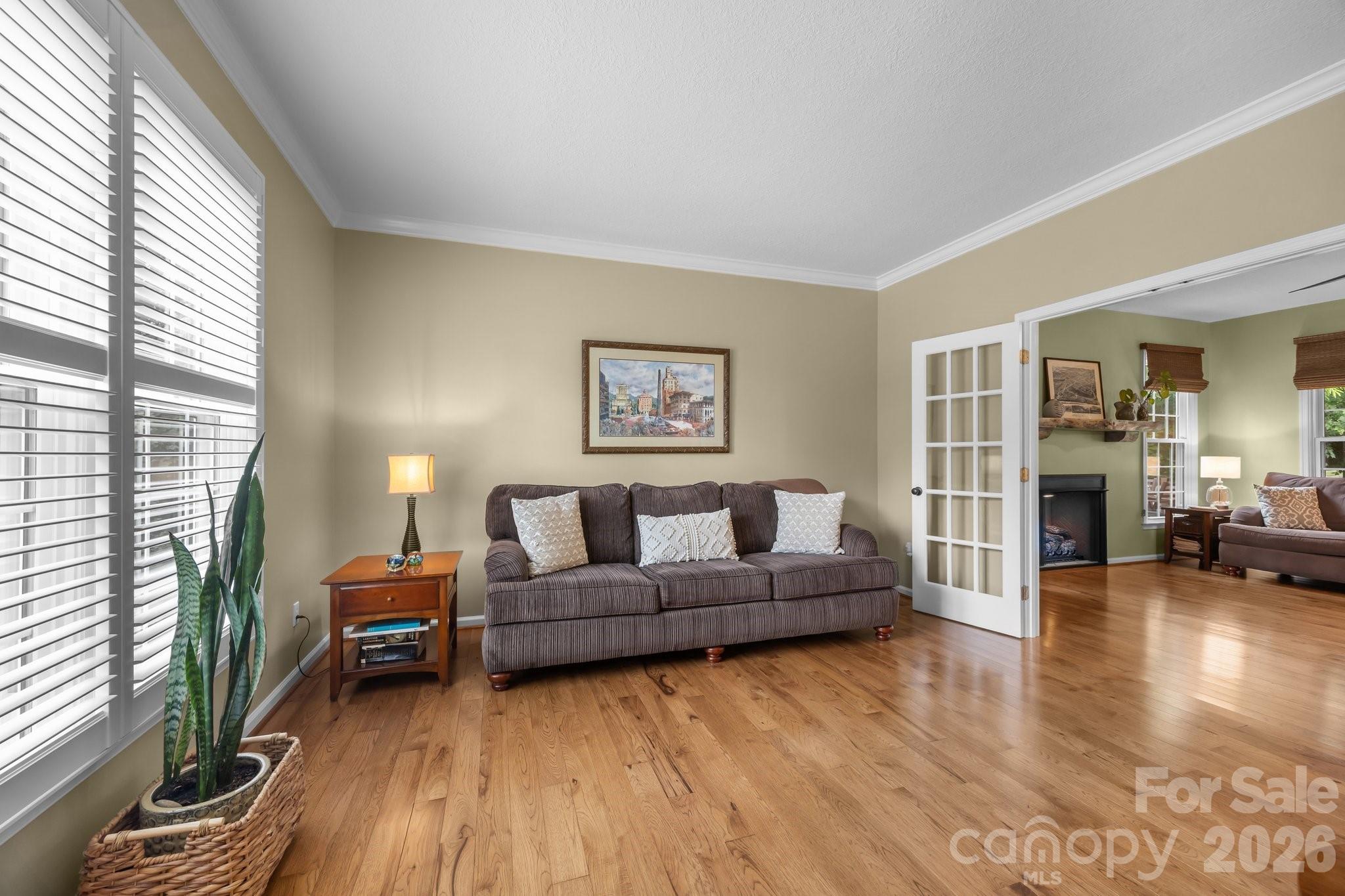200 Windsor Forest Circle Property Photo 8