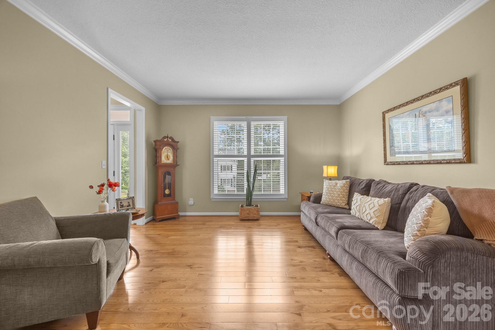 200 Windsor Forest Circle Property Photo 9