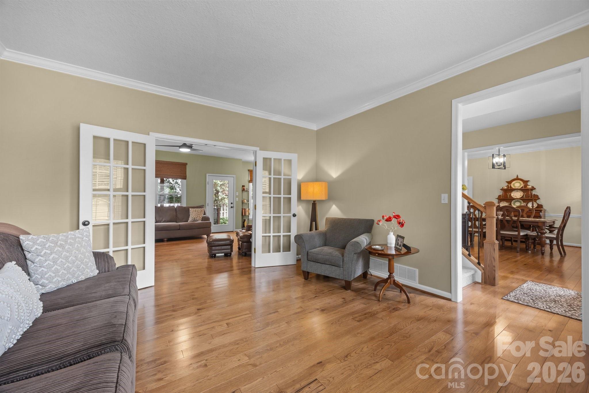 200 Windsor Forest Circle Property Photo 10