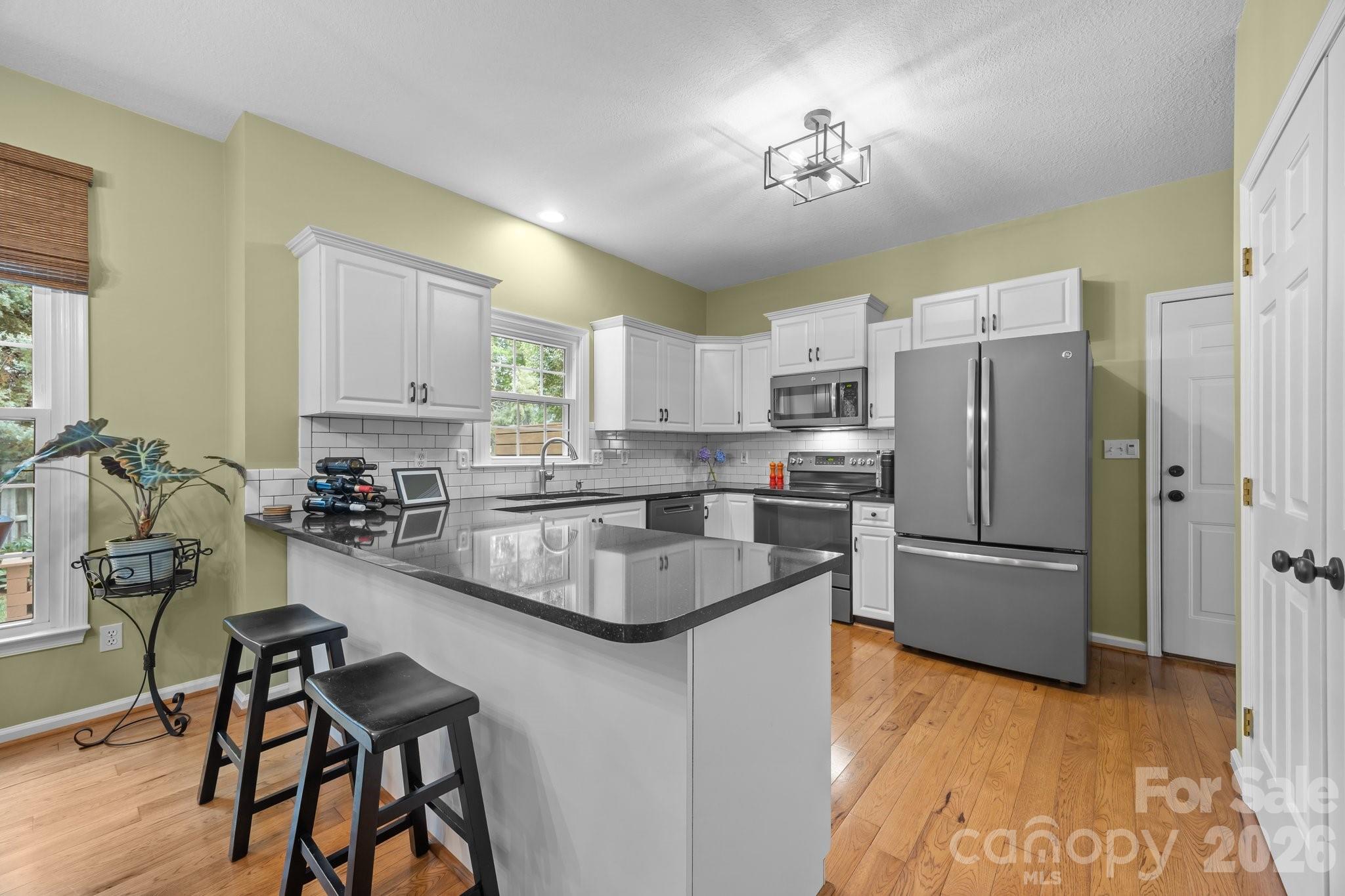 200 Windsor Forest Circle Property Photo 16