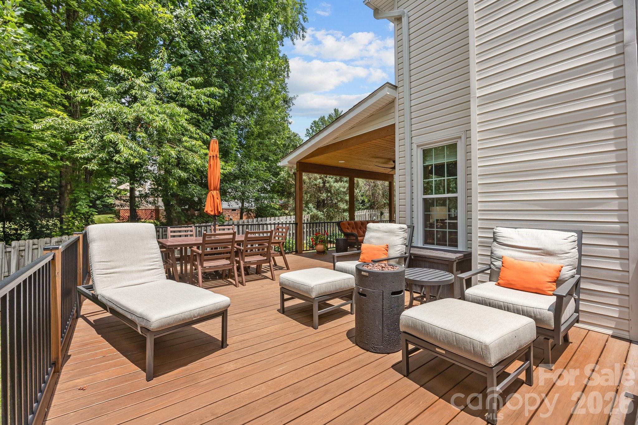 200 Windsor Forest Circle Property Photo 36
