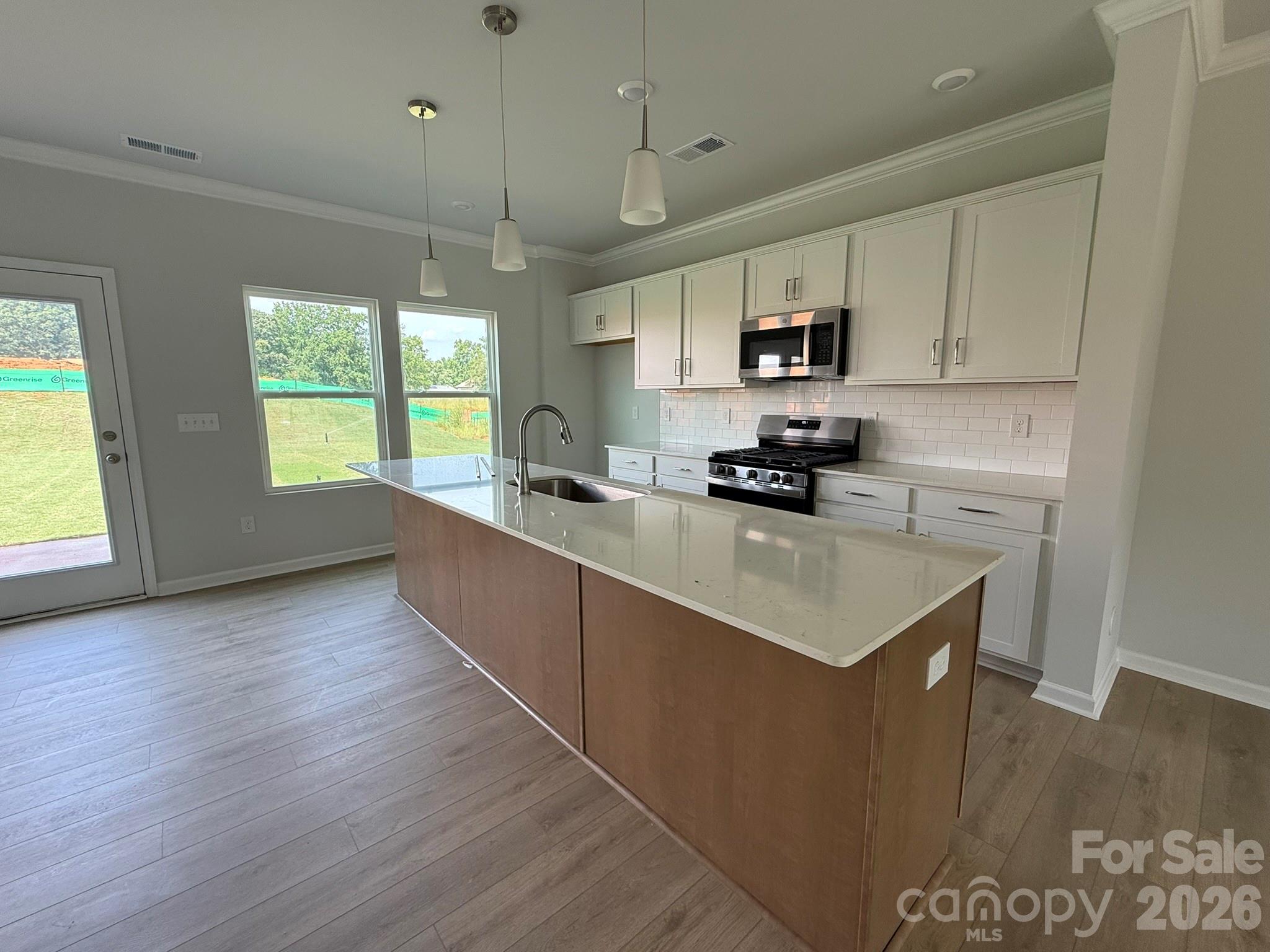 1231 Bansal Drive 185 Property Photo 5