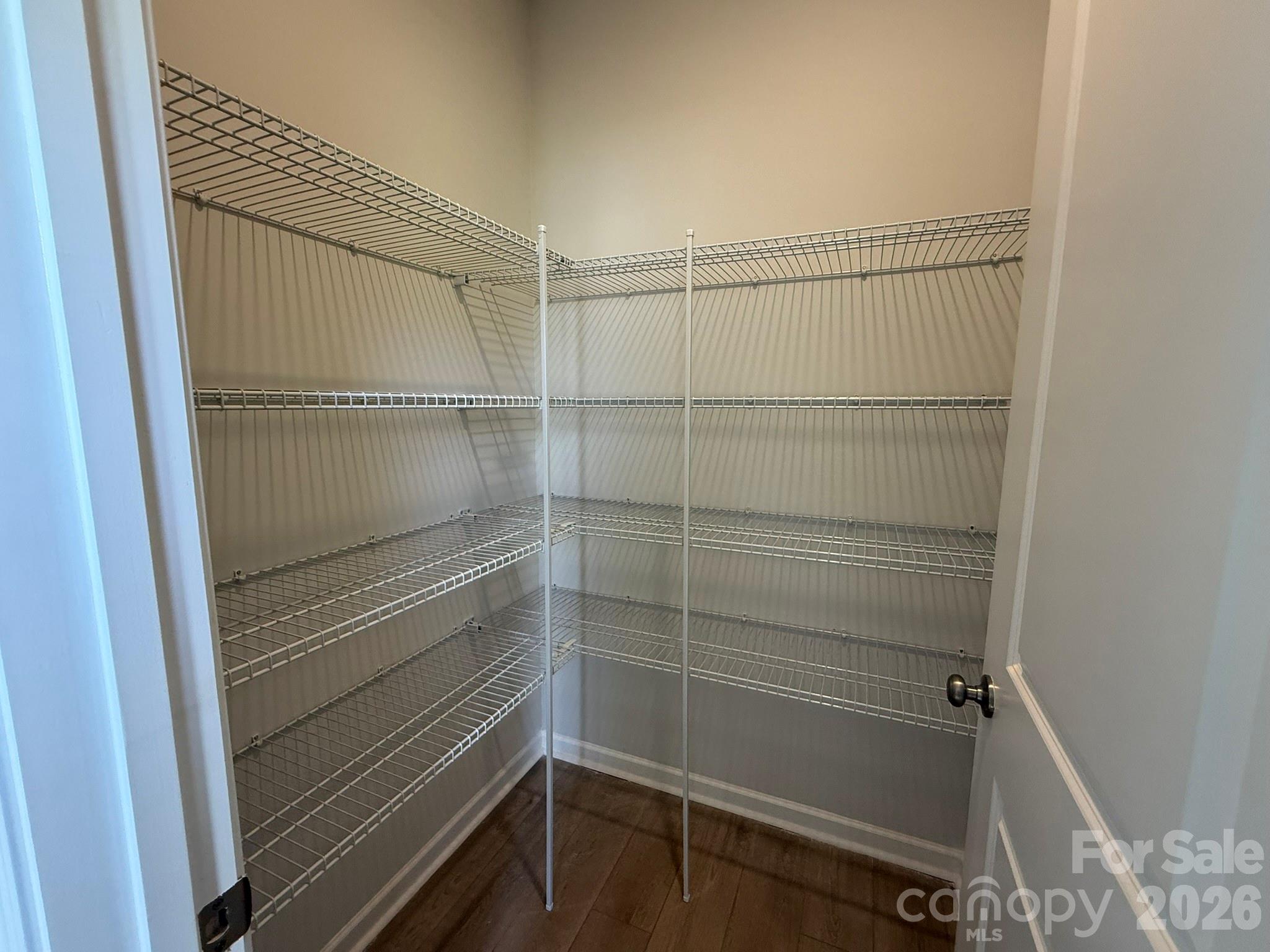 1231 Bansal Drive 185 Property Photo 6