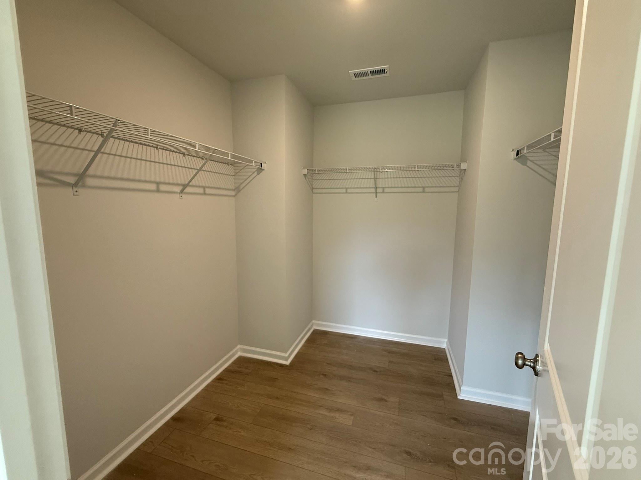 1231 Bansal Drive 185 Property Photo 14