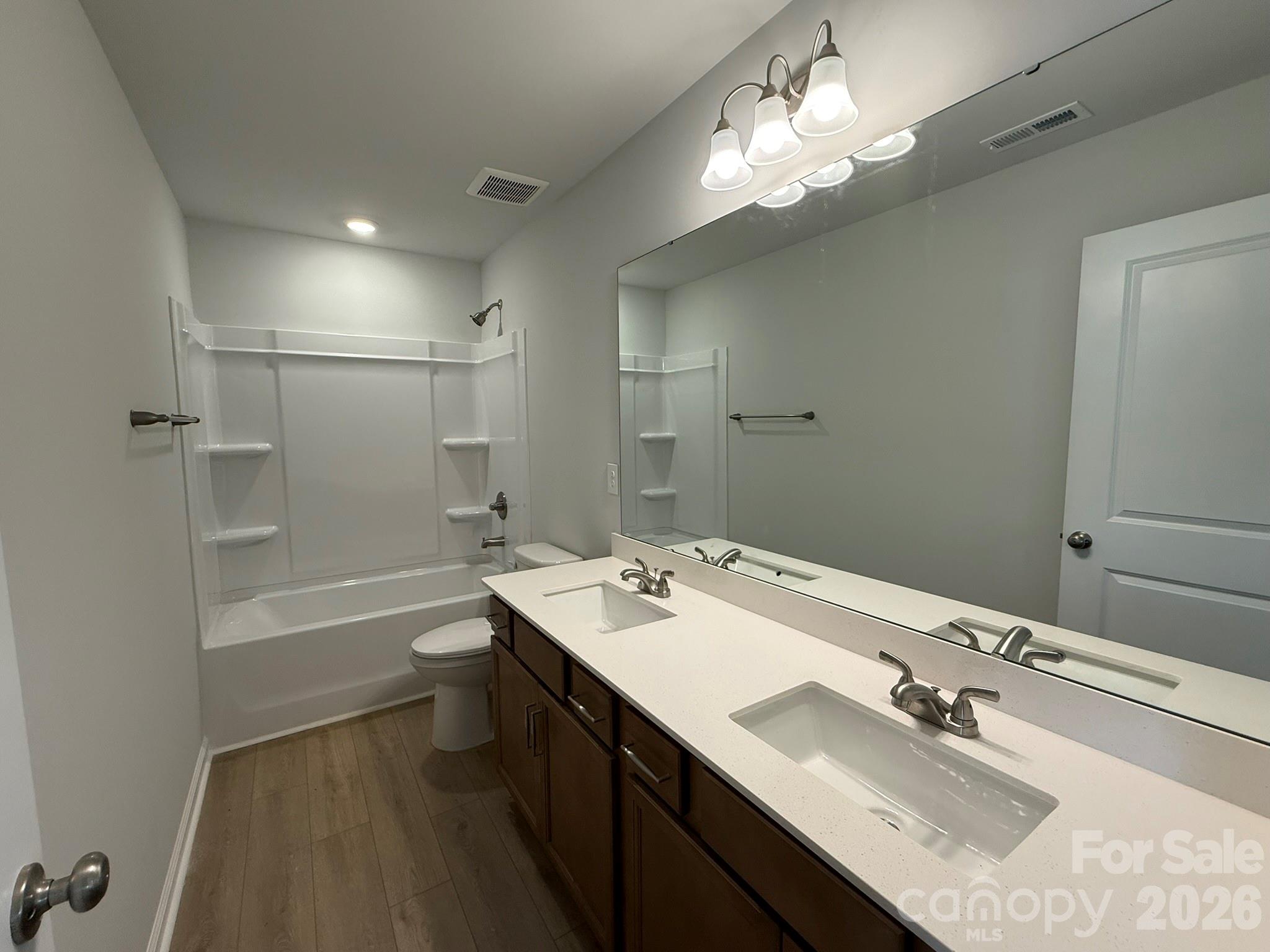 1231 Bansal Drive 185 Property Photo 16