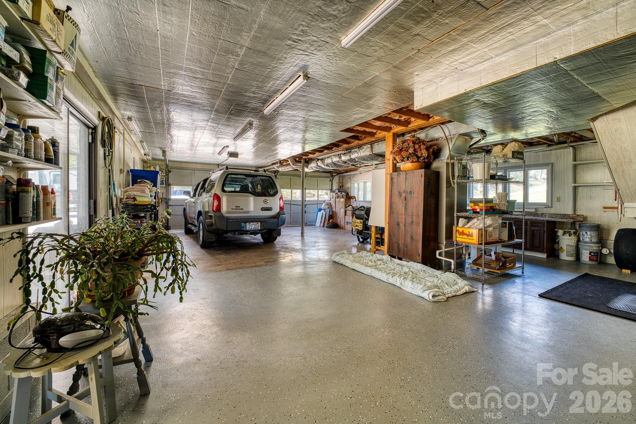 2456 Hendersonville Highway Property Photo 27