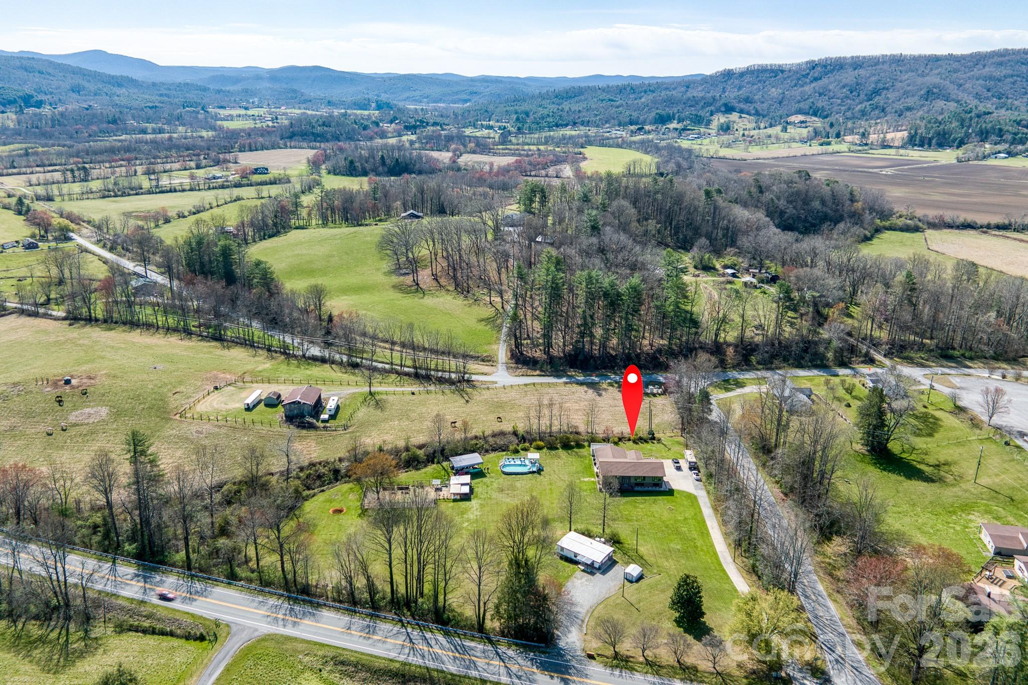 2456 Hendersonville Highway Property Photo 35
